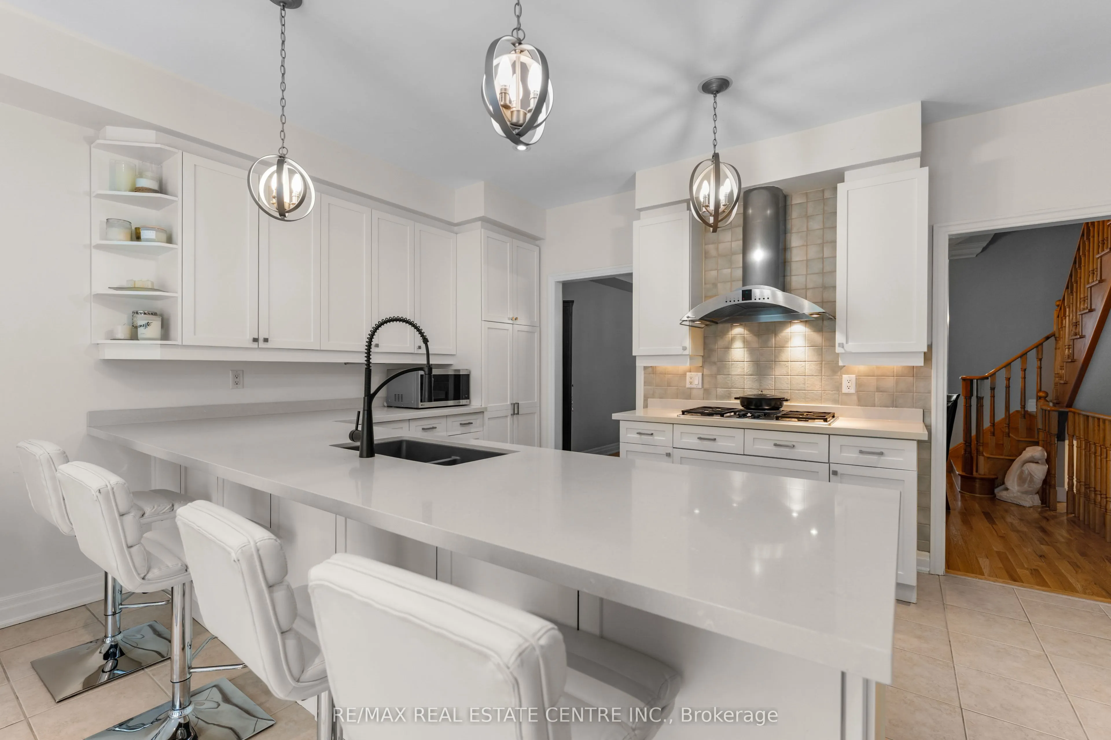 12 St. Lawrence Drive, #12