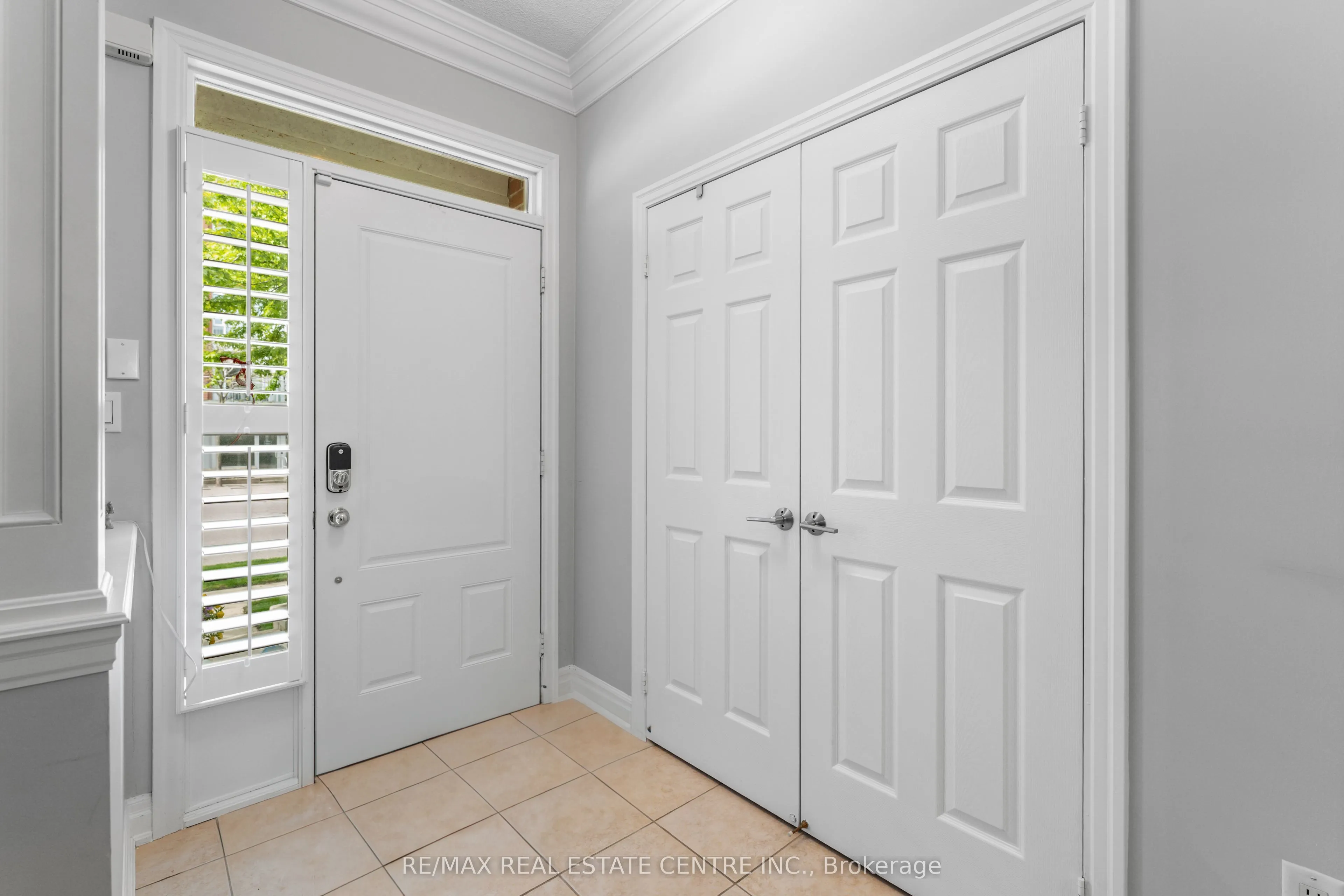 12 St. Lawrence Drive, #12