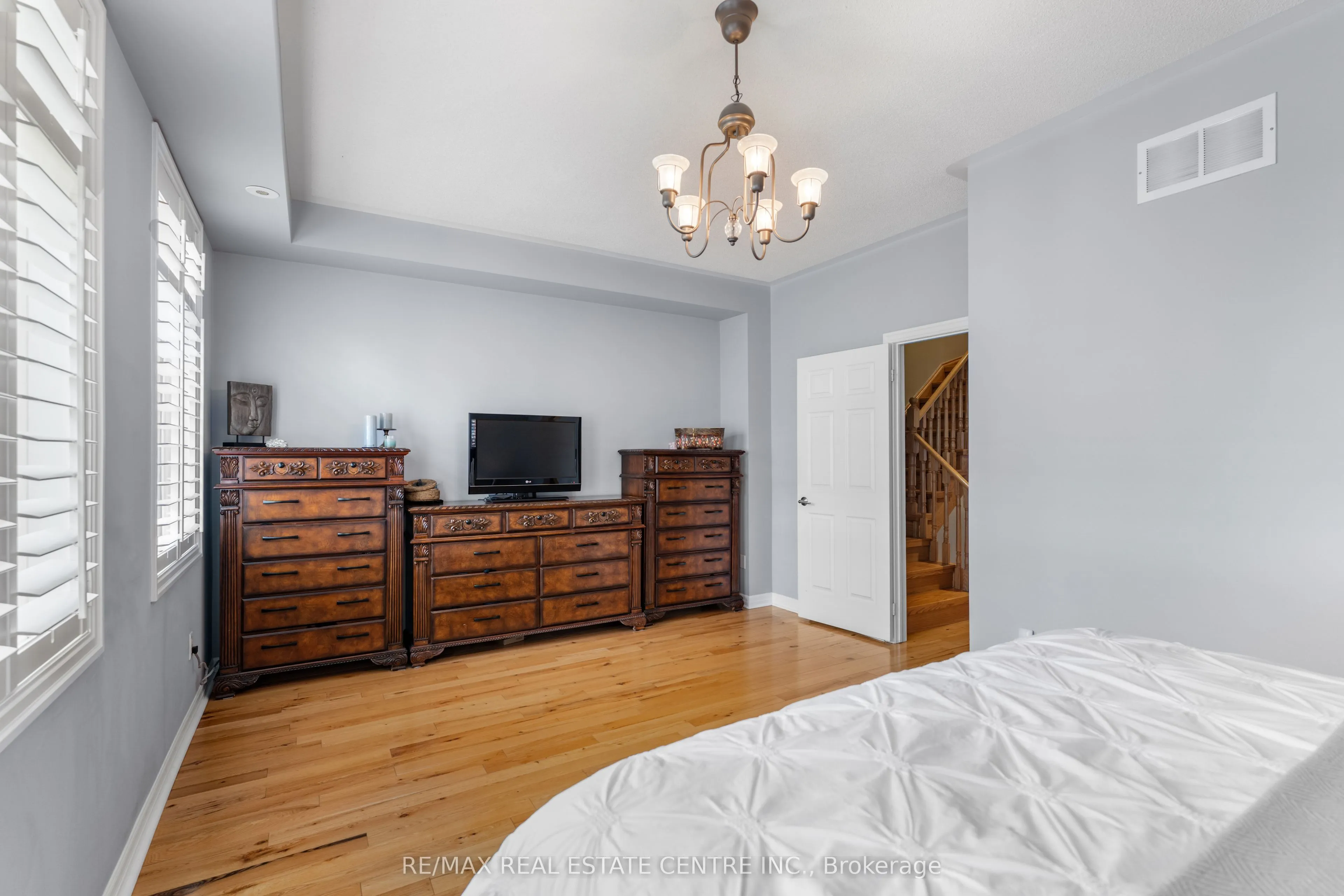 12 St. Lawrence Drive, #12
