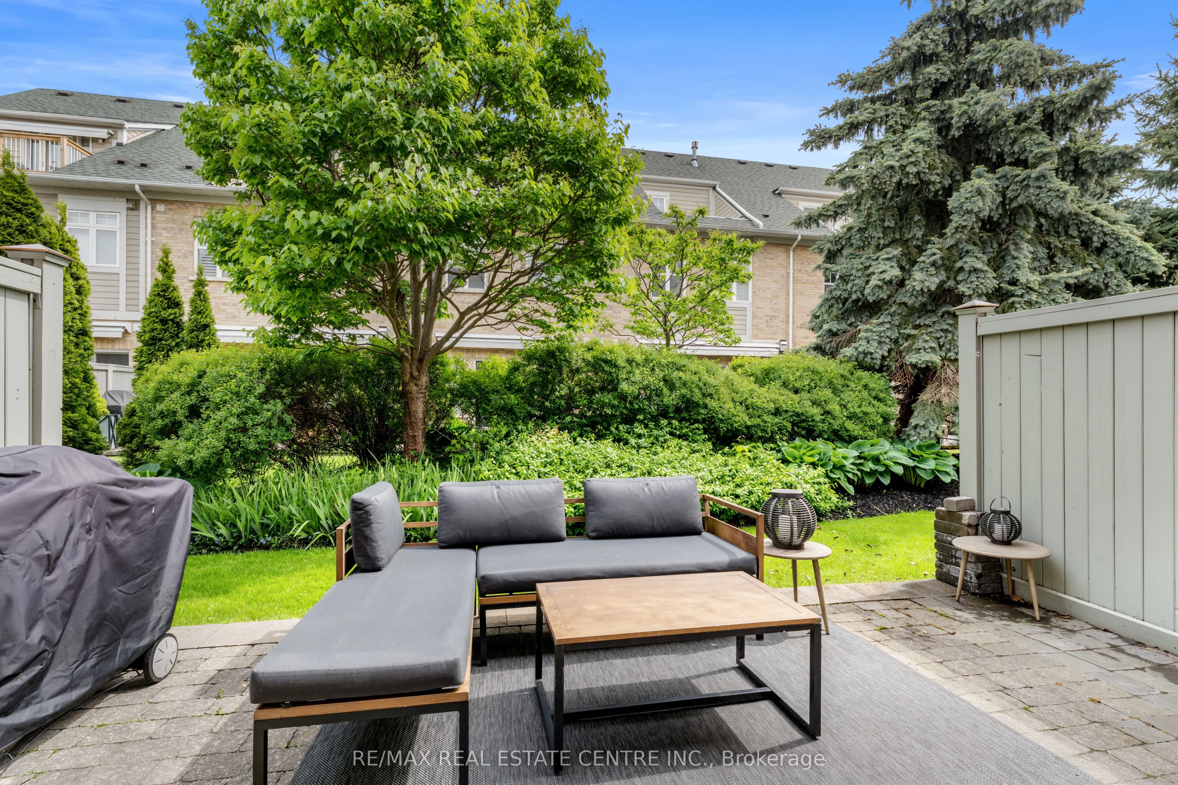 12 St. Lawrence Drive, #12