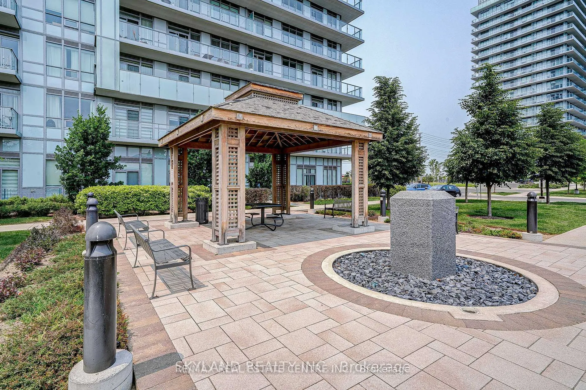 4655 Glen Erin Drive, #601