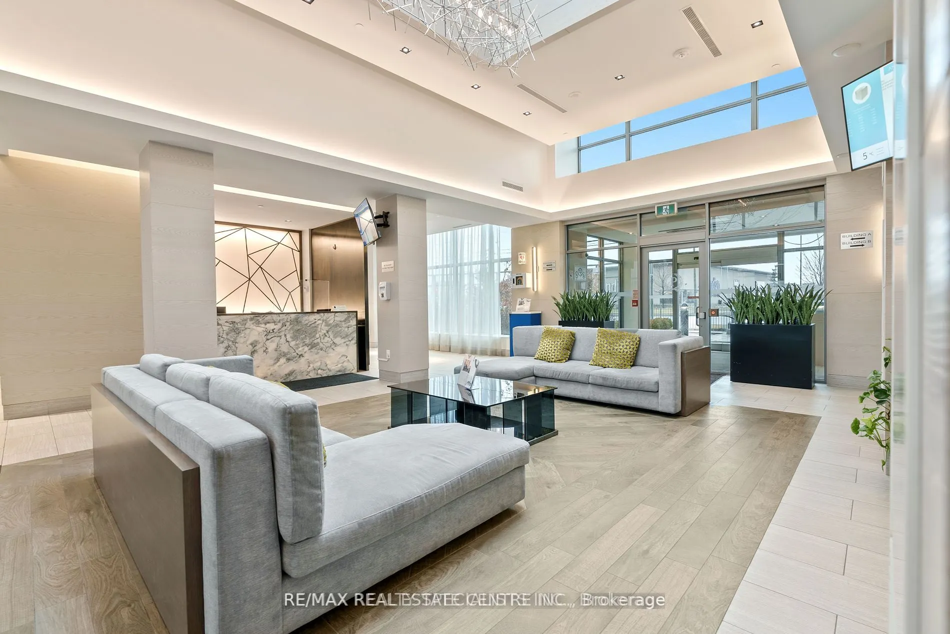 4655 Glen Erin Drive, #601