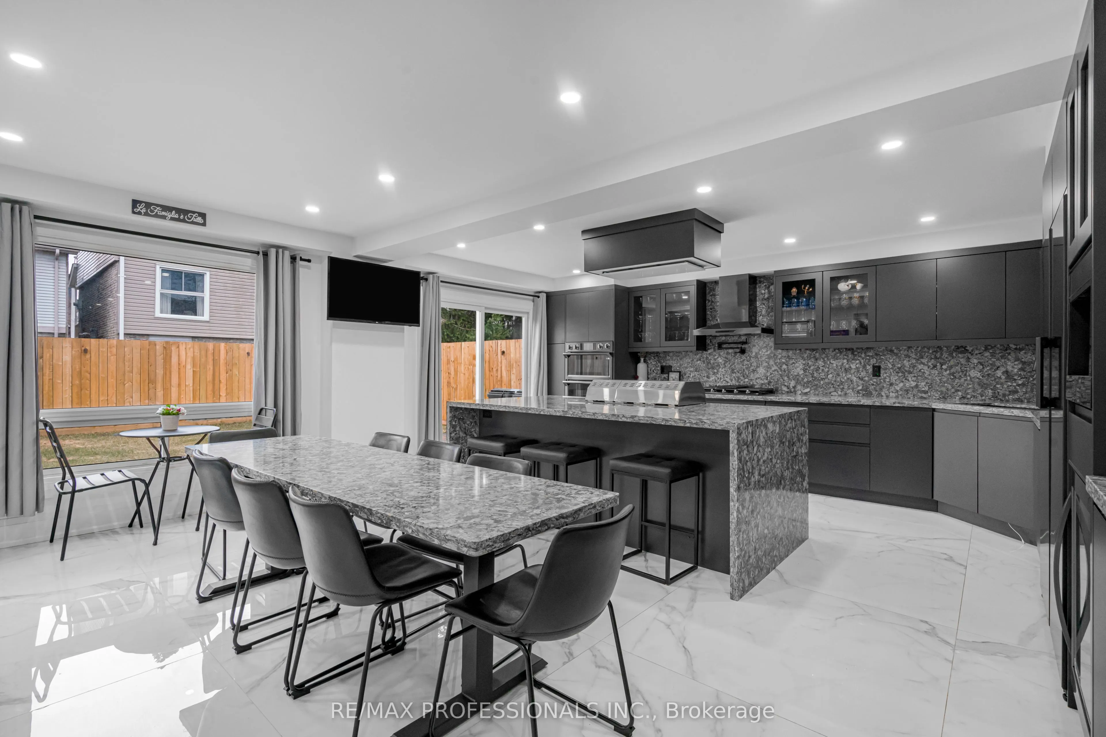 103 Elmbrook Crescent