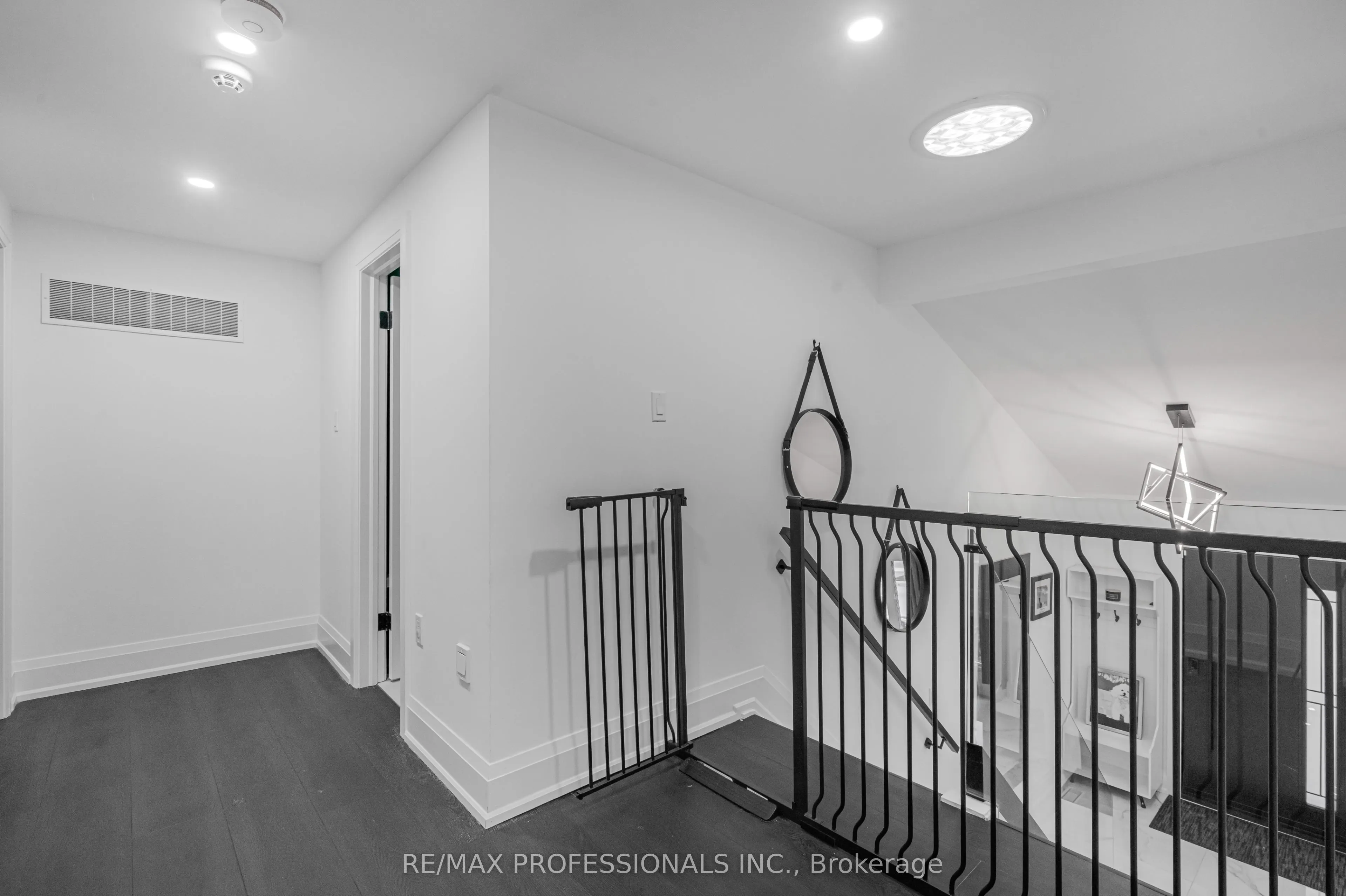 103 Elmbrook Crescent
