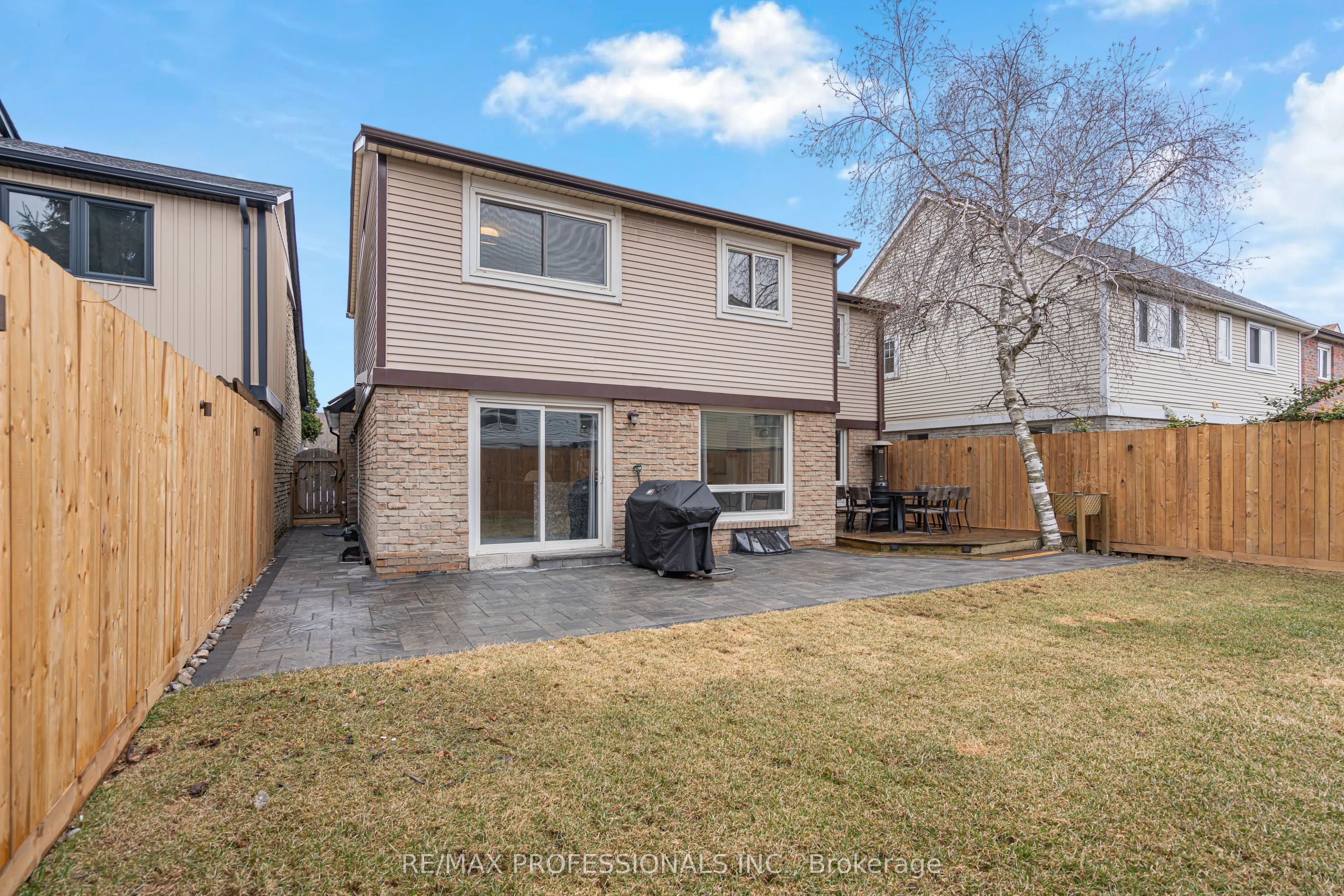 103 Elmbrook Crescent