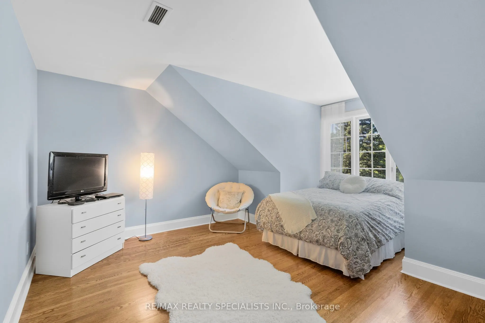 1690 Sherway Drive
