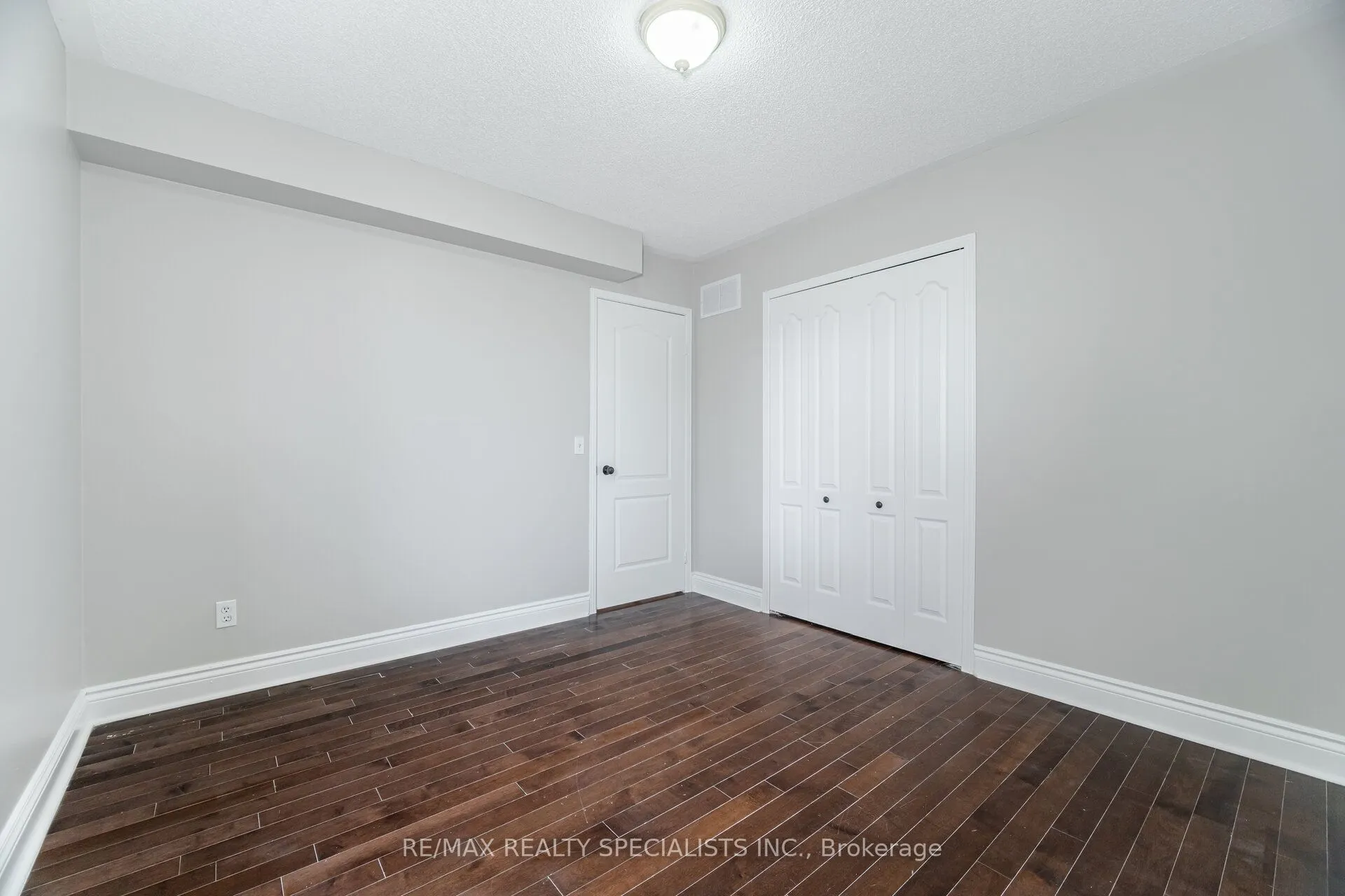 2676 Castle Hill Crescent