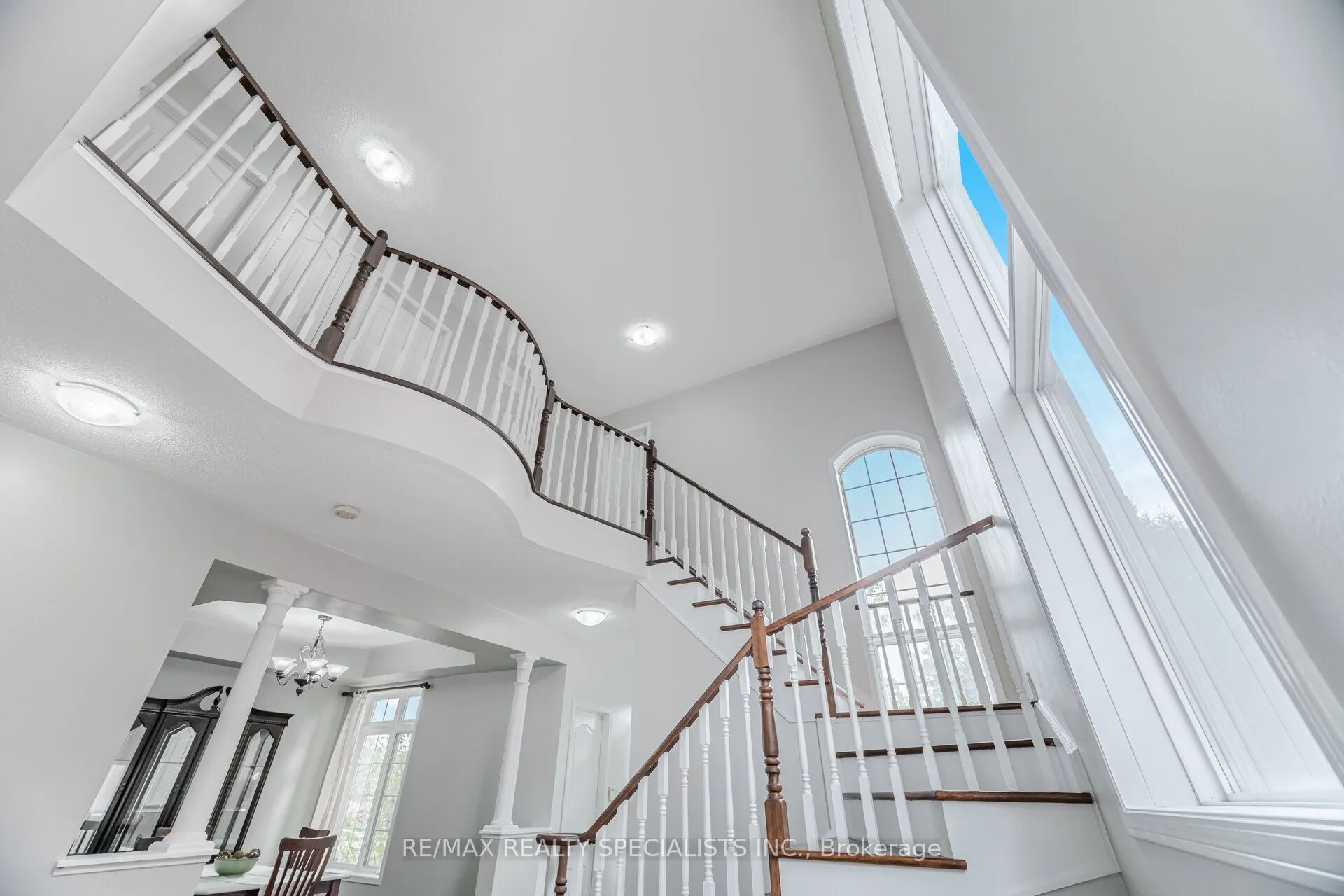 2676 Castle Hill Crescent