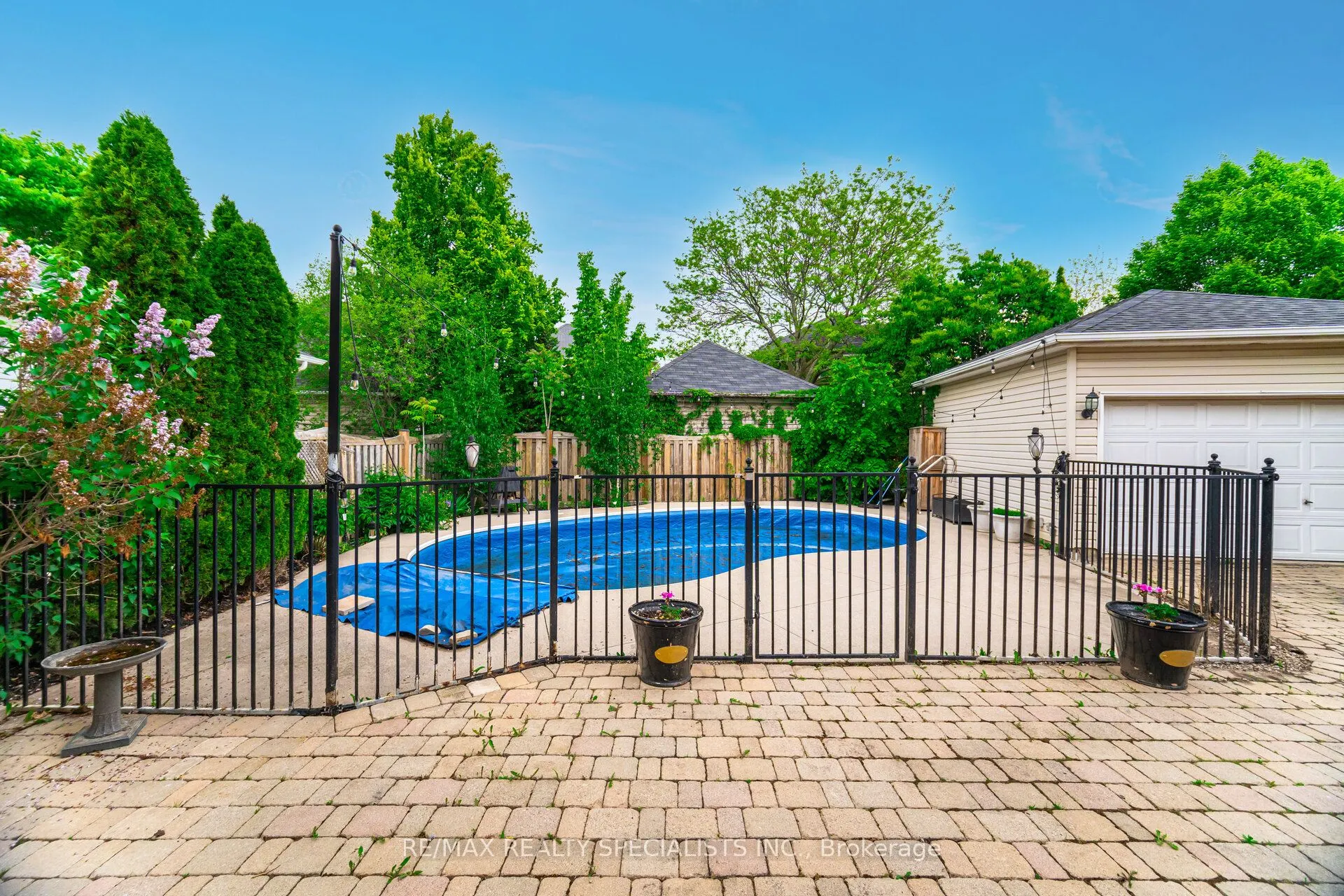 2676 Castle Hill Crescent