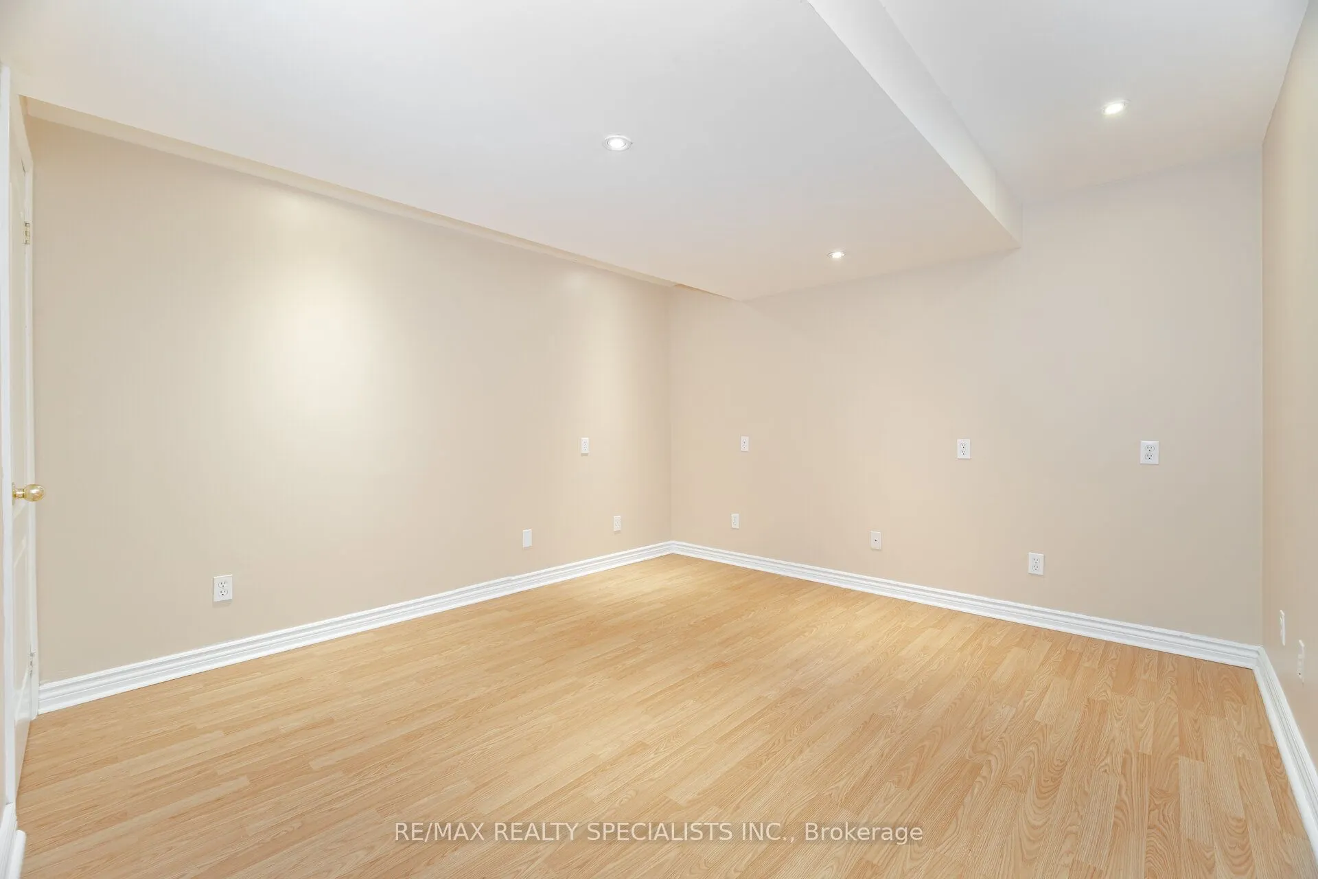2676 Castle Hill Crescent