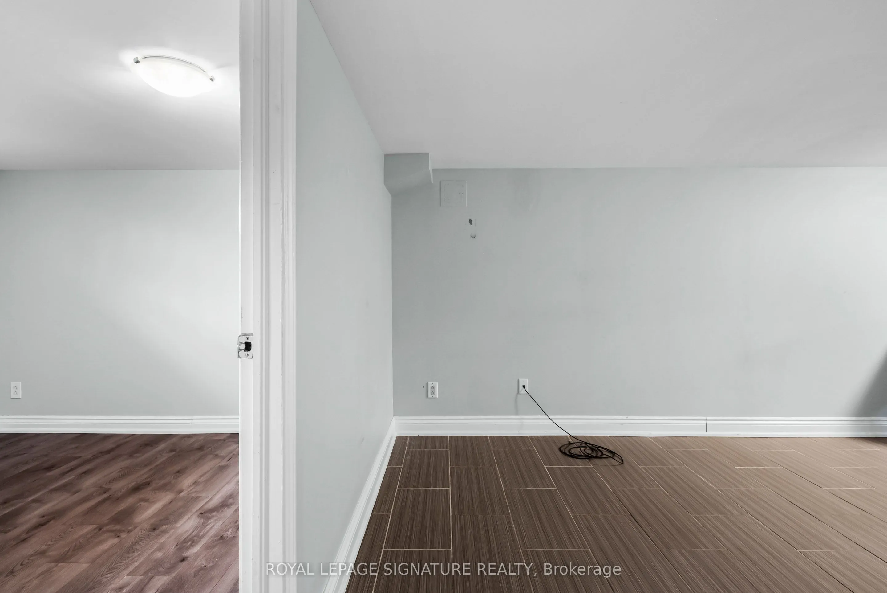 112 Foch Avenue #Lower