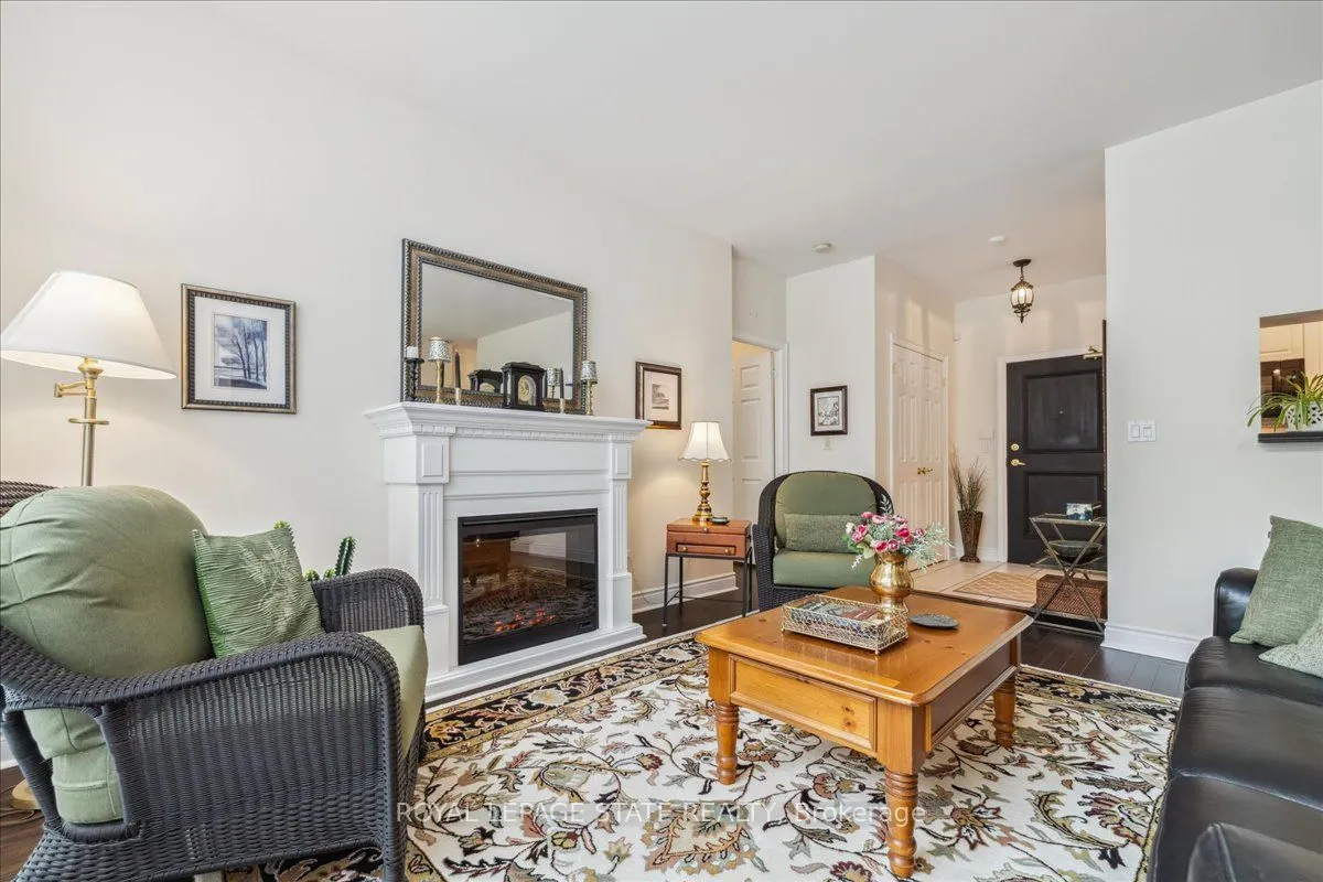 442 Maple Avenue, #102