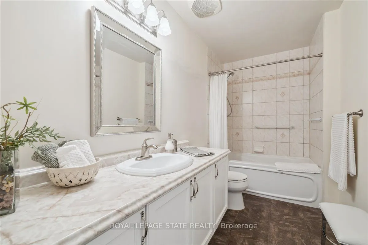 442 Maple Avenue, #102