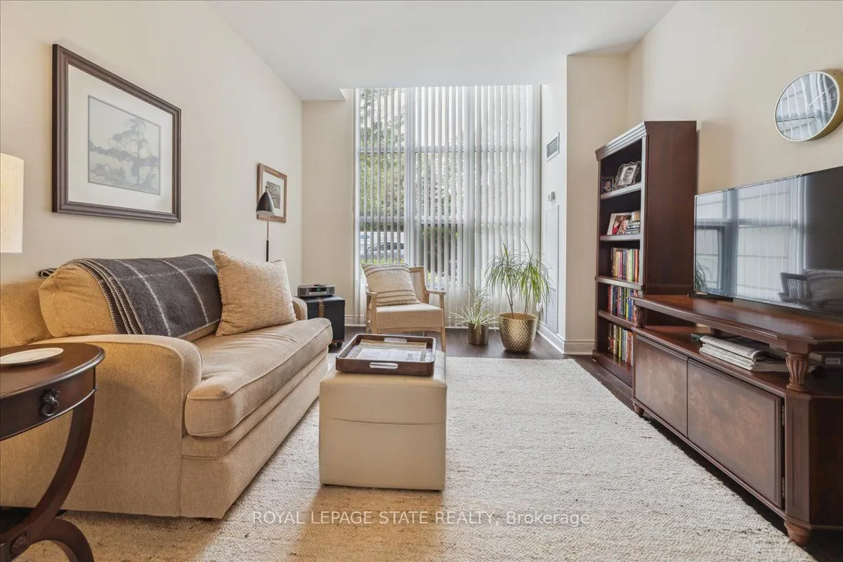 442 Maple Avenue, #102