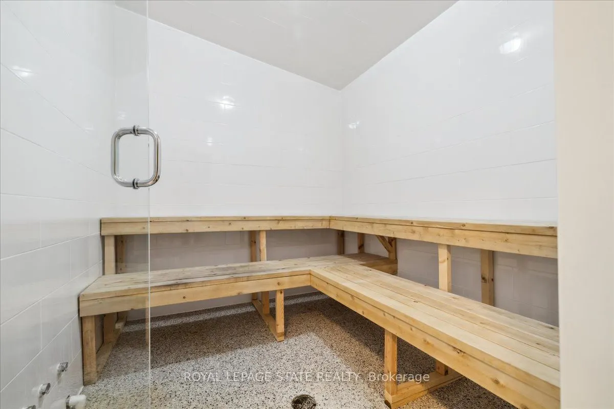 442 Maple Avenue, #102