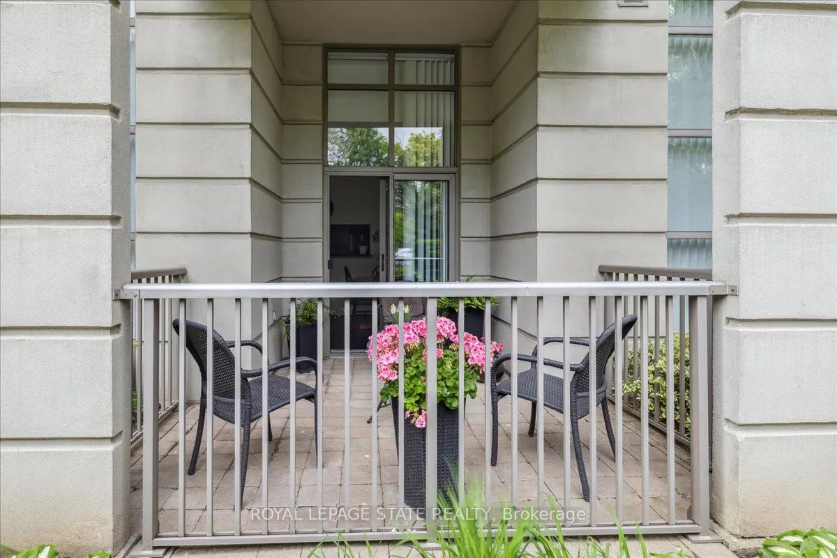442 Maple Avenue, #102