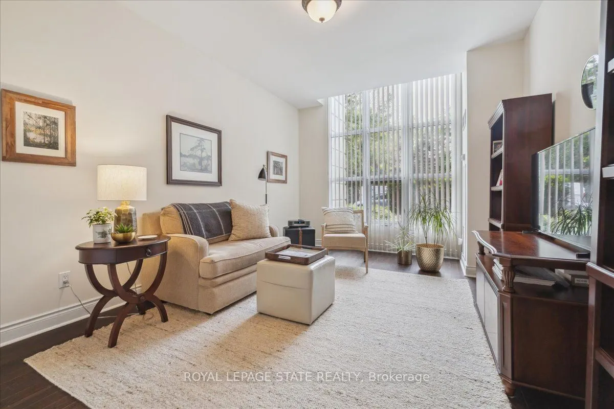 442 Maple Avenue, #102