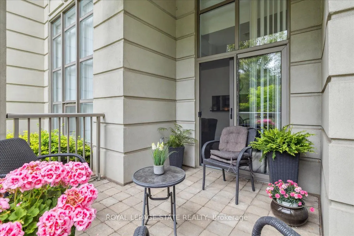 442 Maple Avenue, #102
