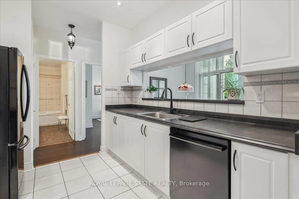 442 Maple Avenue, #102
