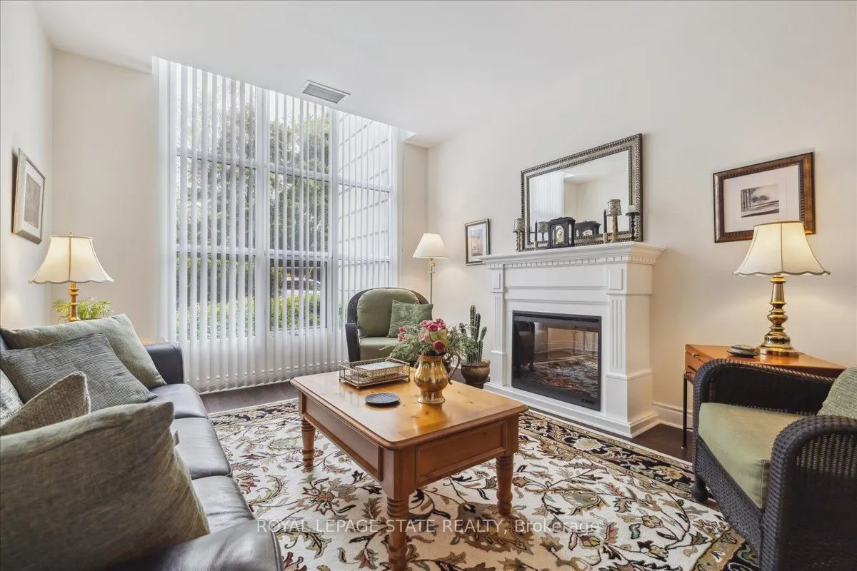442 Maple Avenue, #102