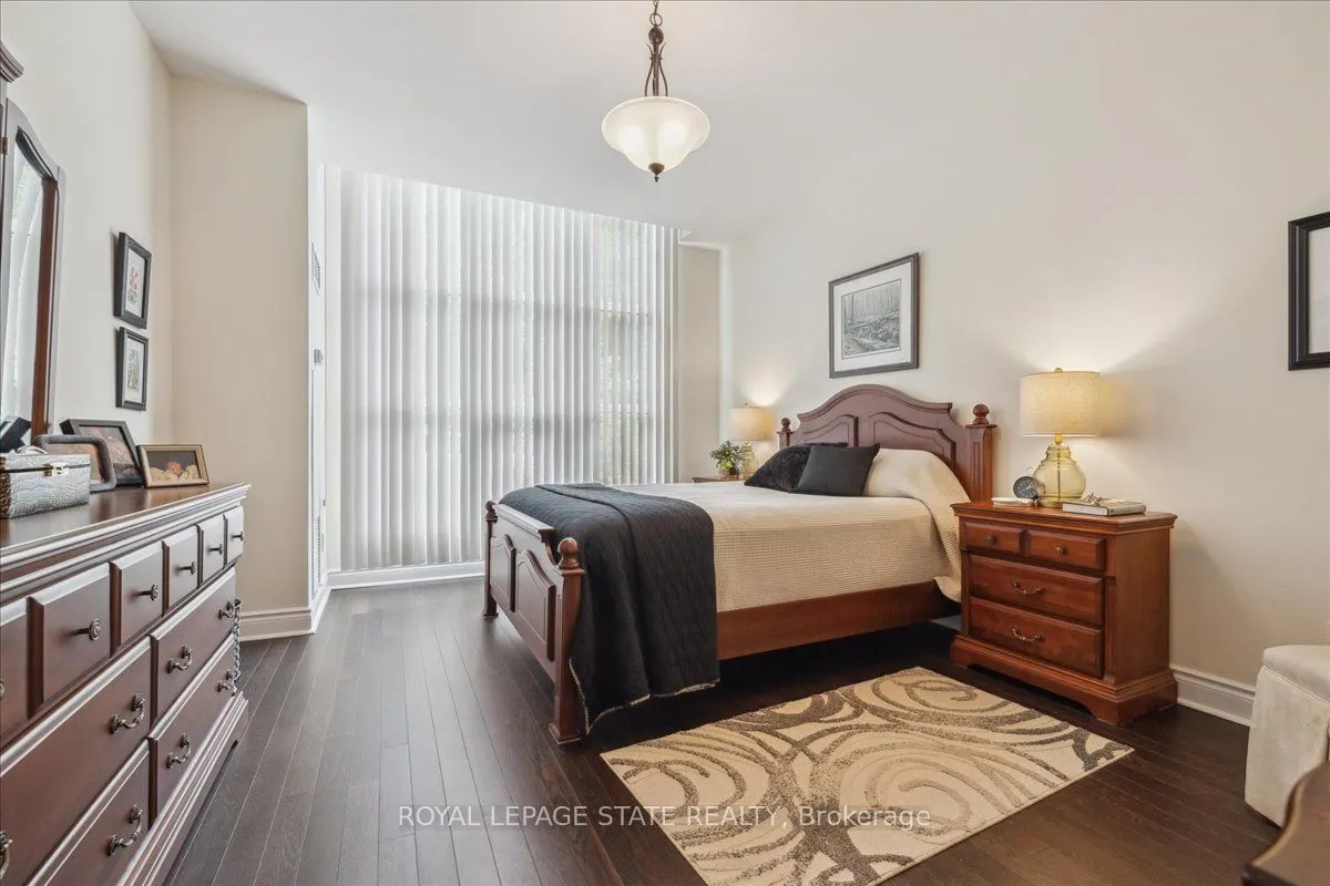 442 Maple Avenue, #102