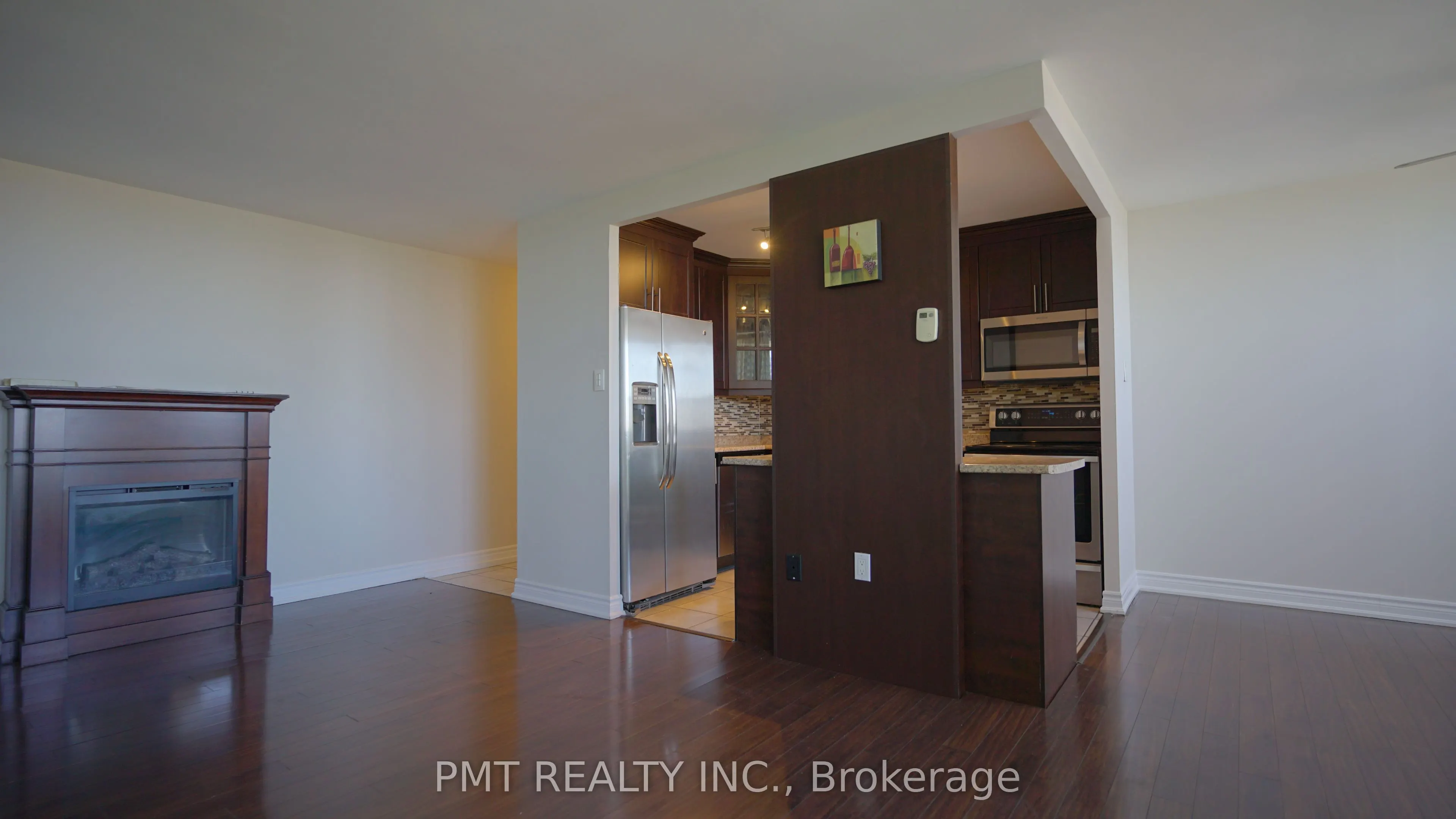 530 Lolita Gardens, #904