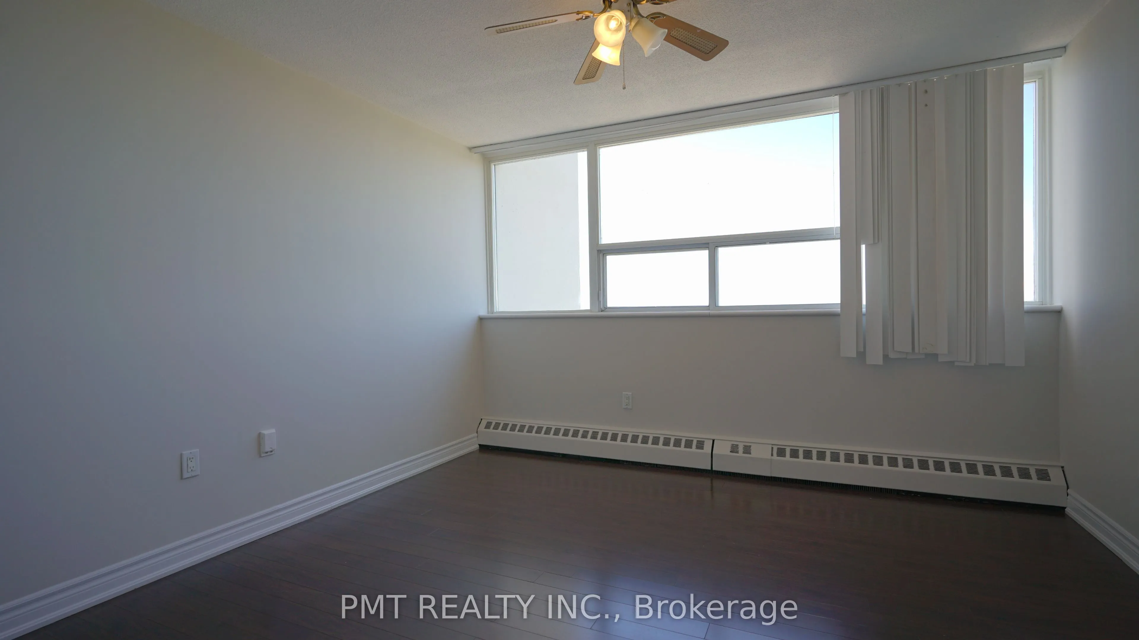 530 Lolita Gardens, #904