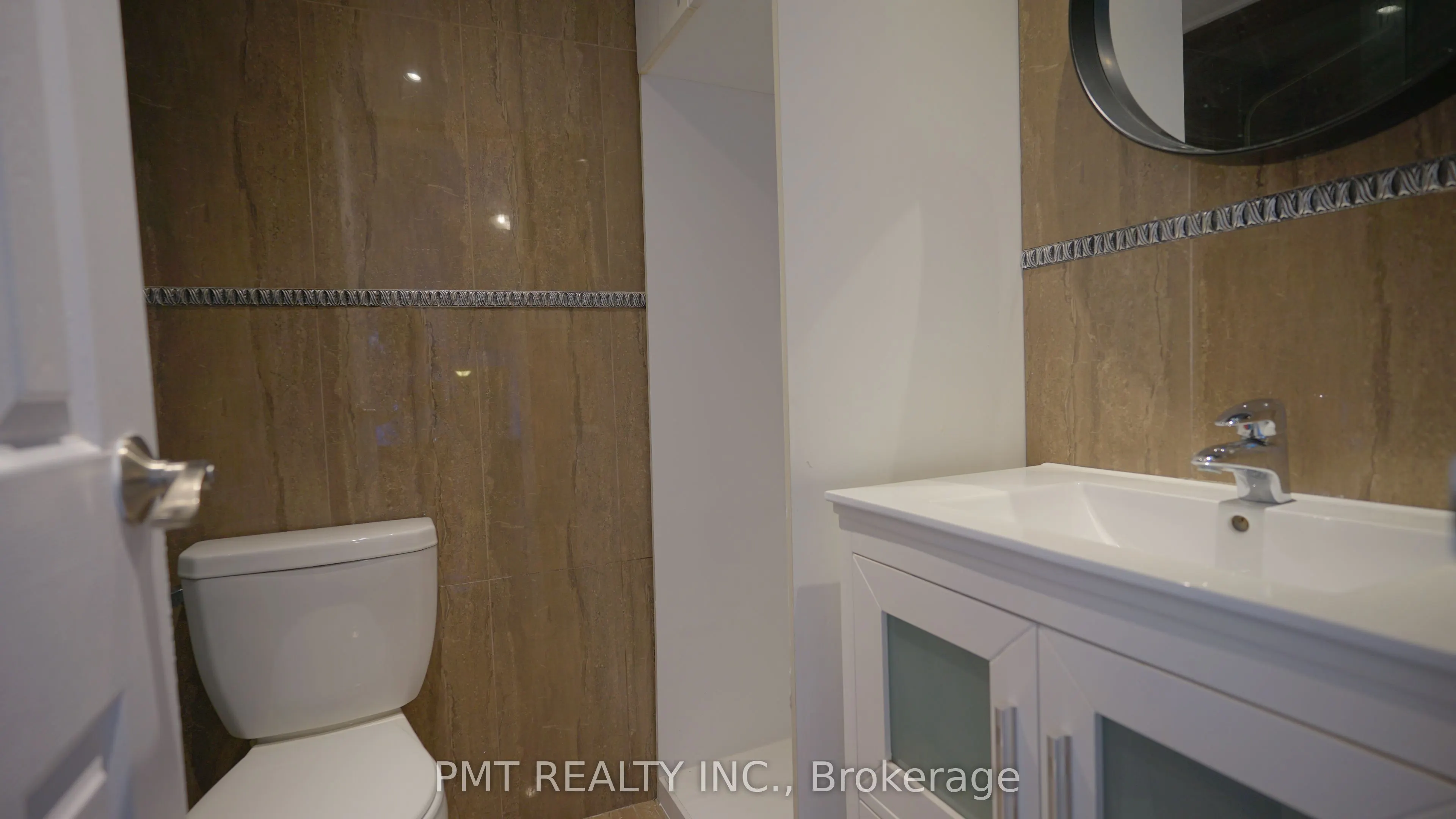 530 Lolita Gardens, #904