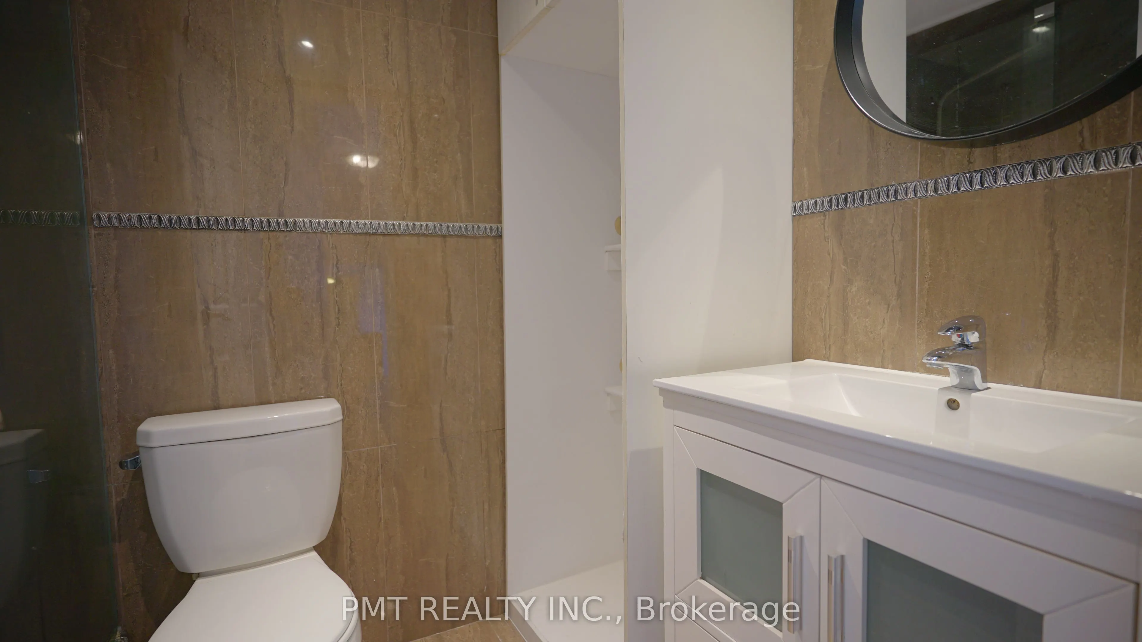 530 Lolita Gardens, #904