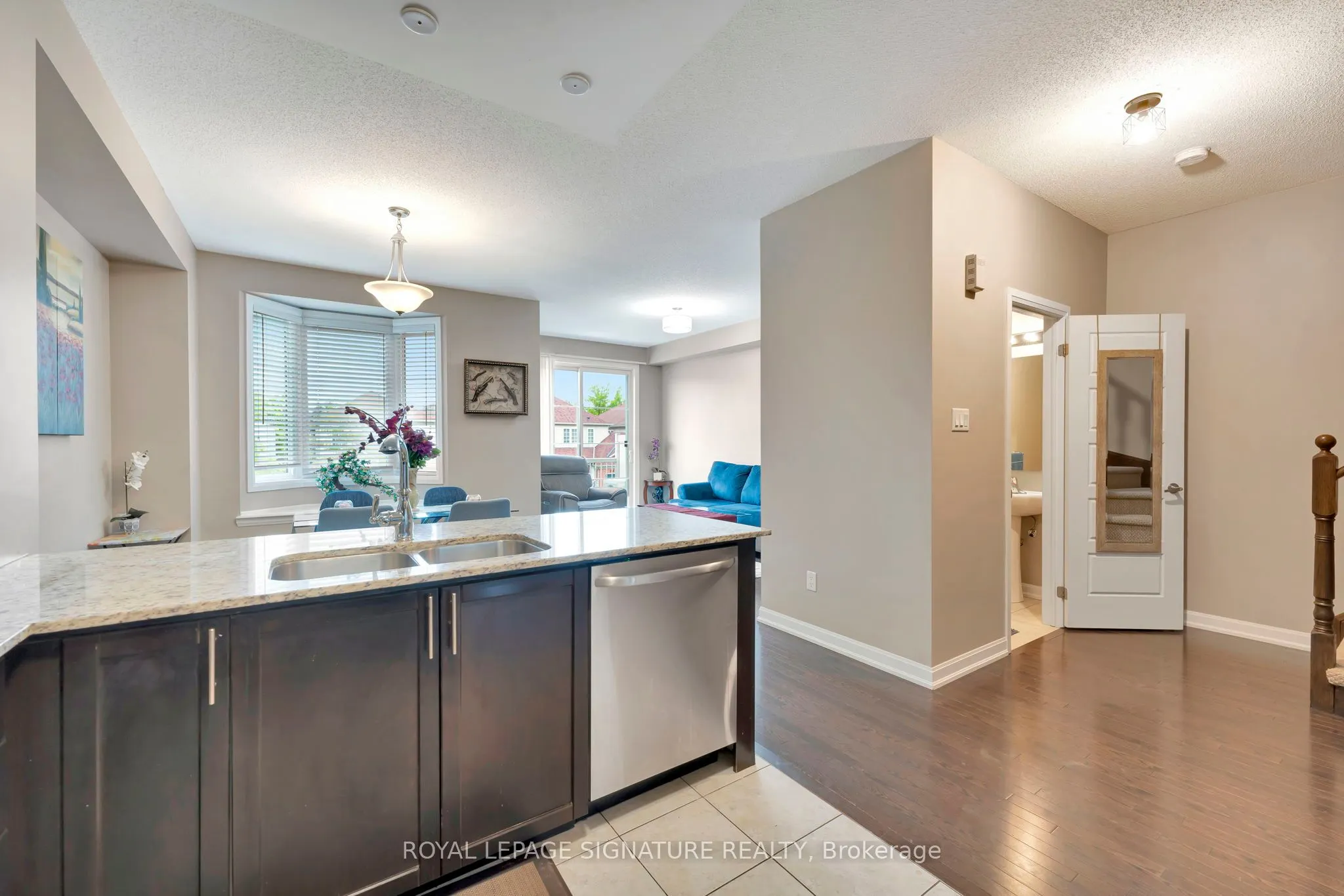 165 Hampshire Way, #134