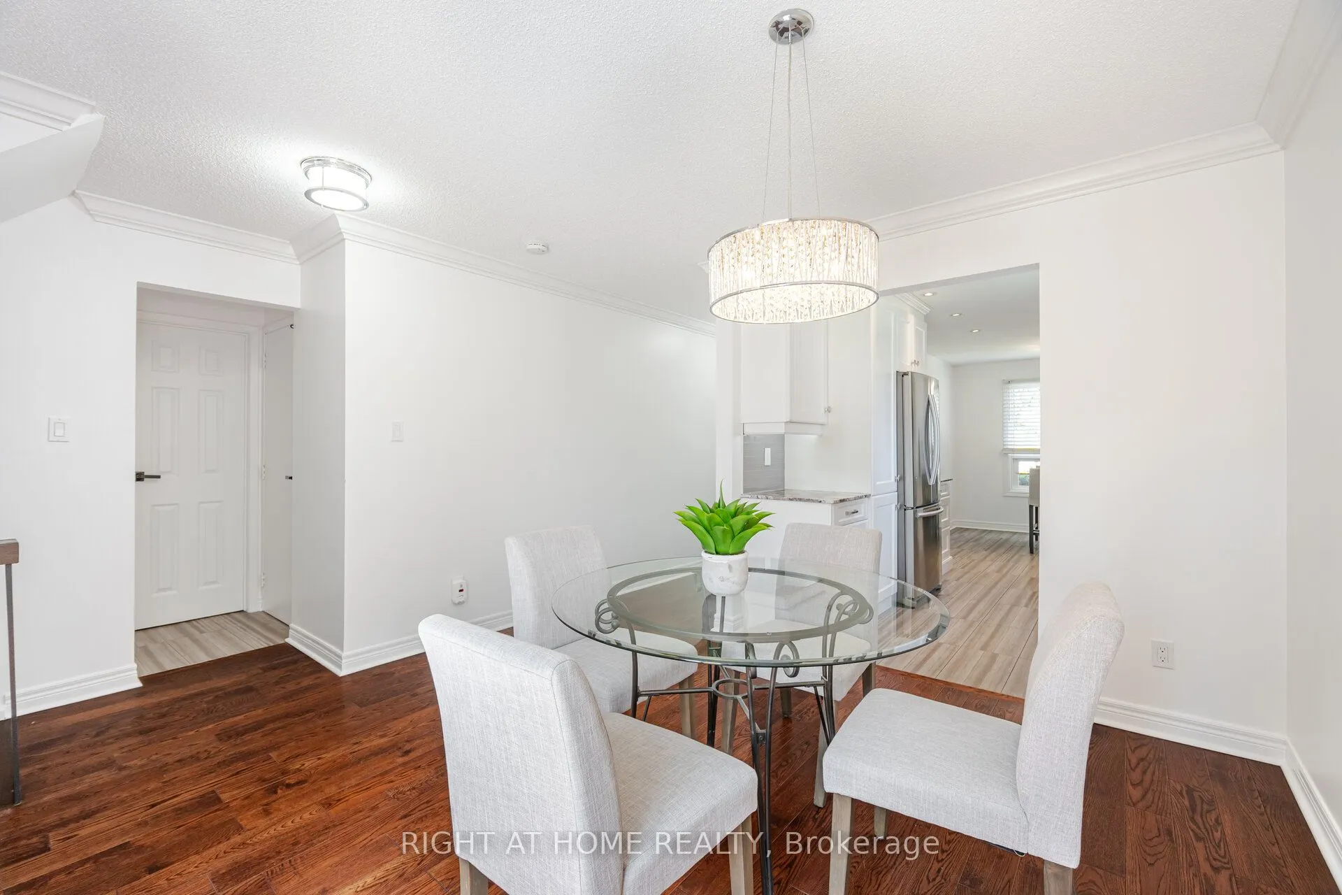 6 Winterfold Drive