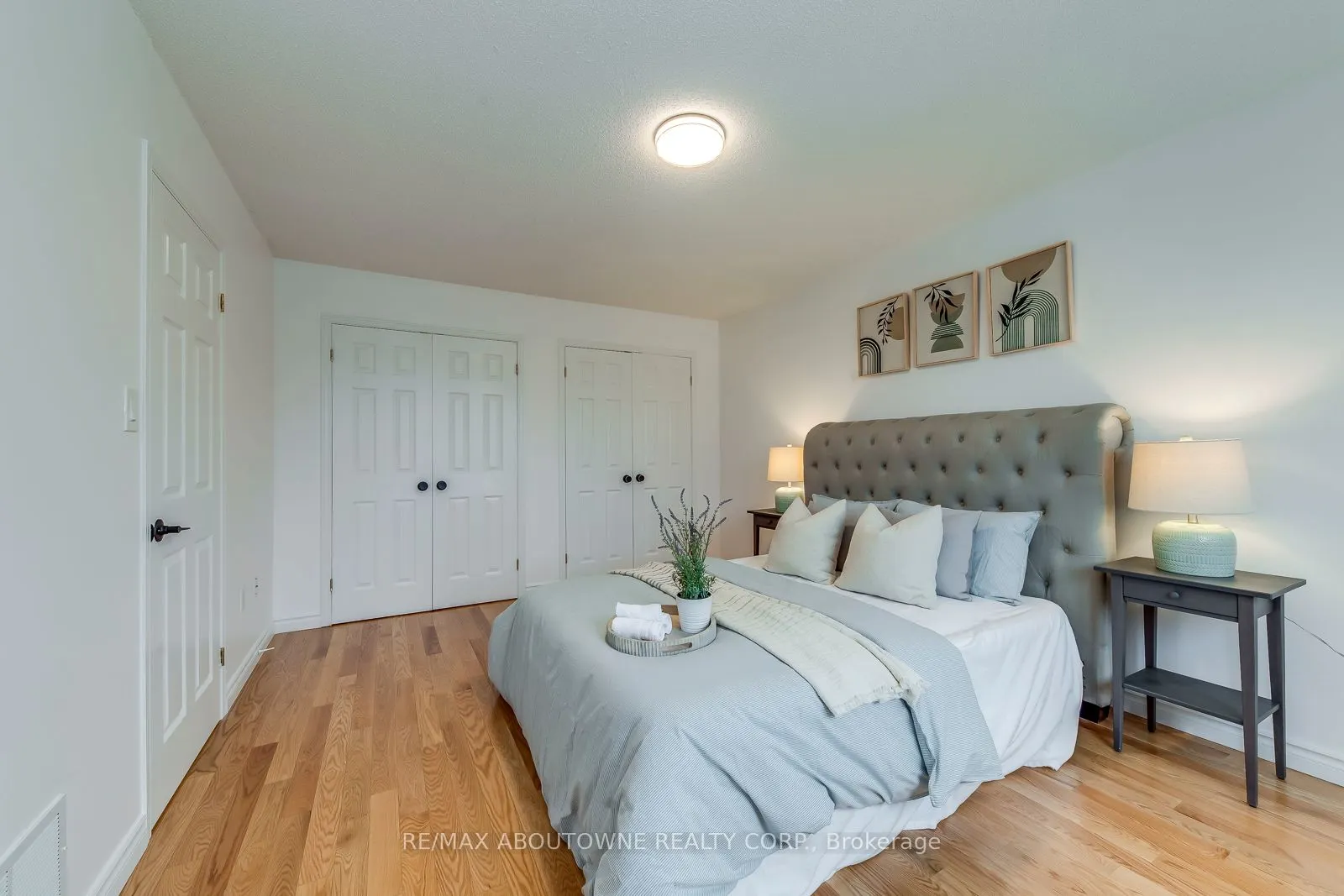 2246 Fairbairn Court