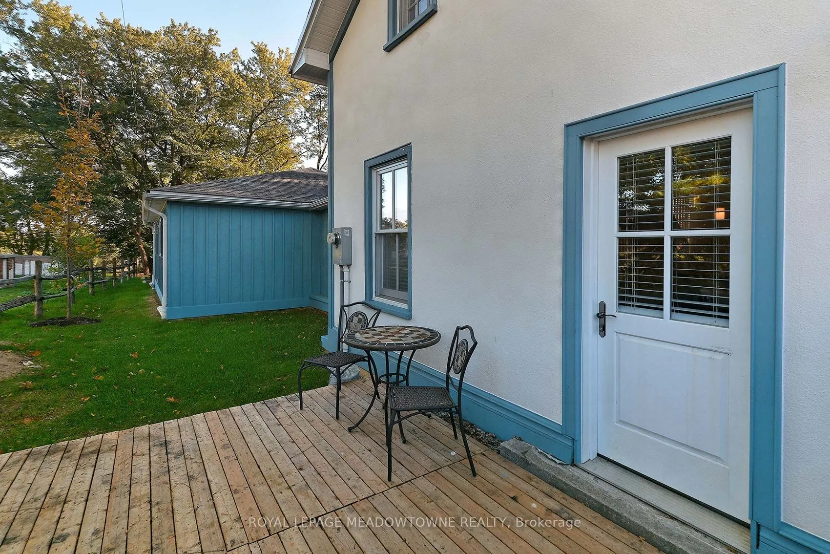 307 Queen Street S
