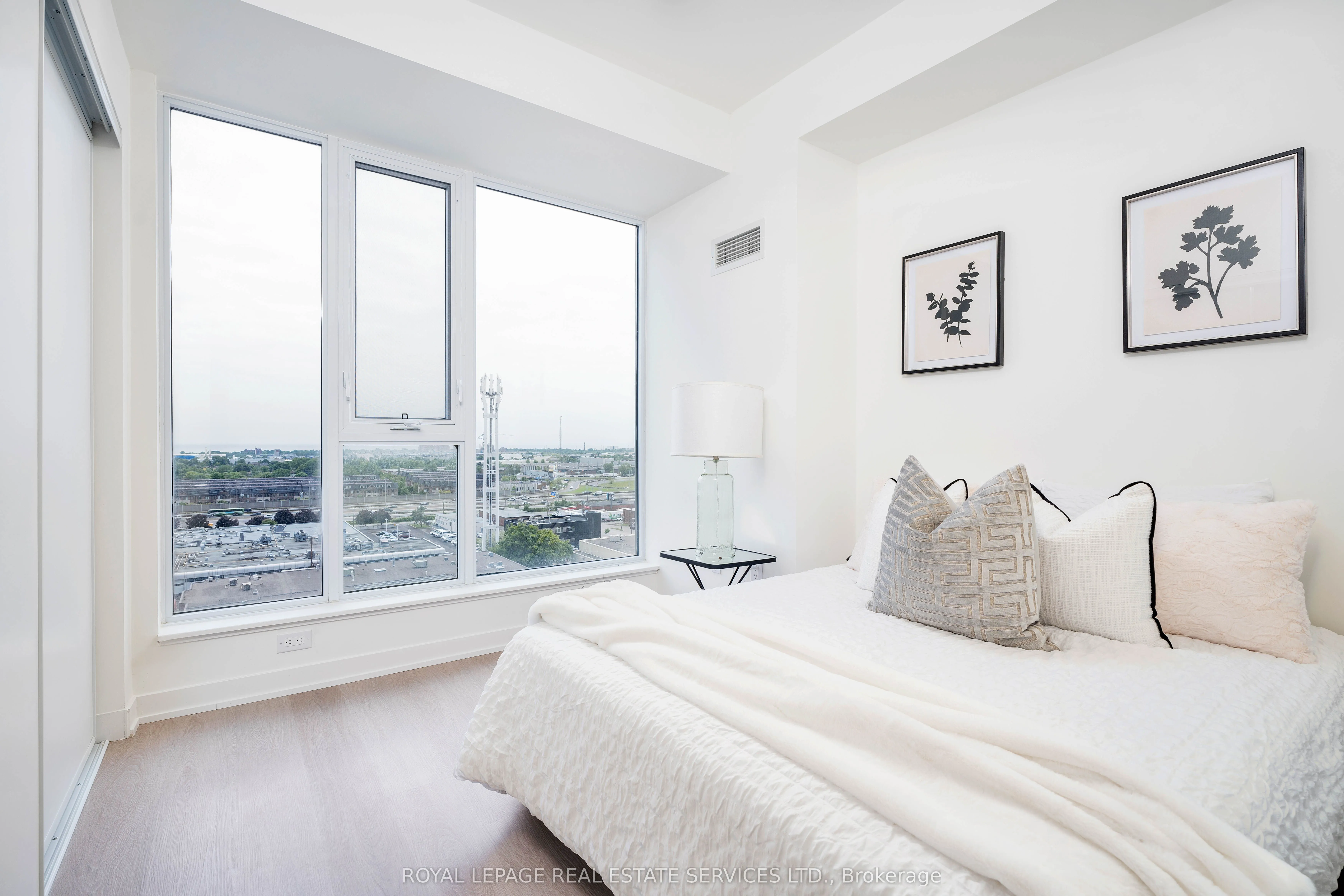 859 The Queensway, #403