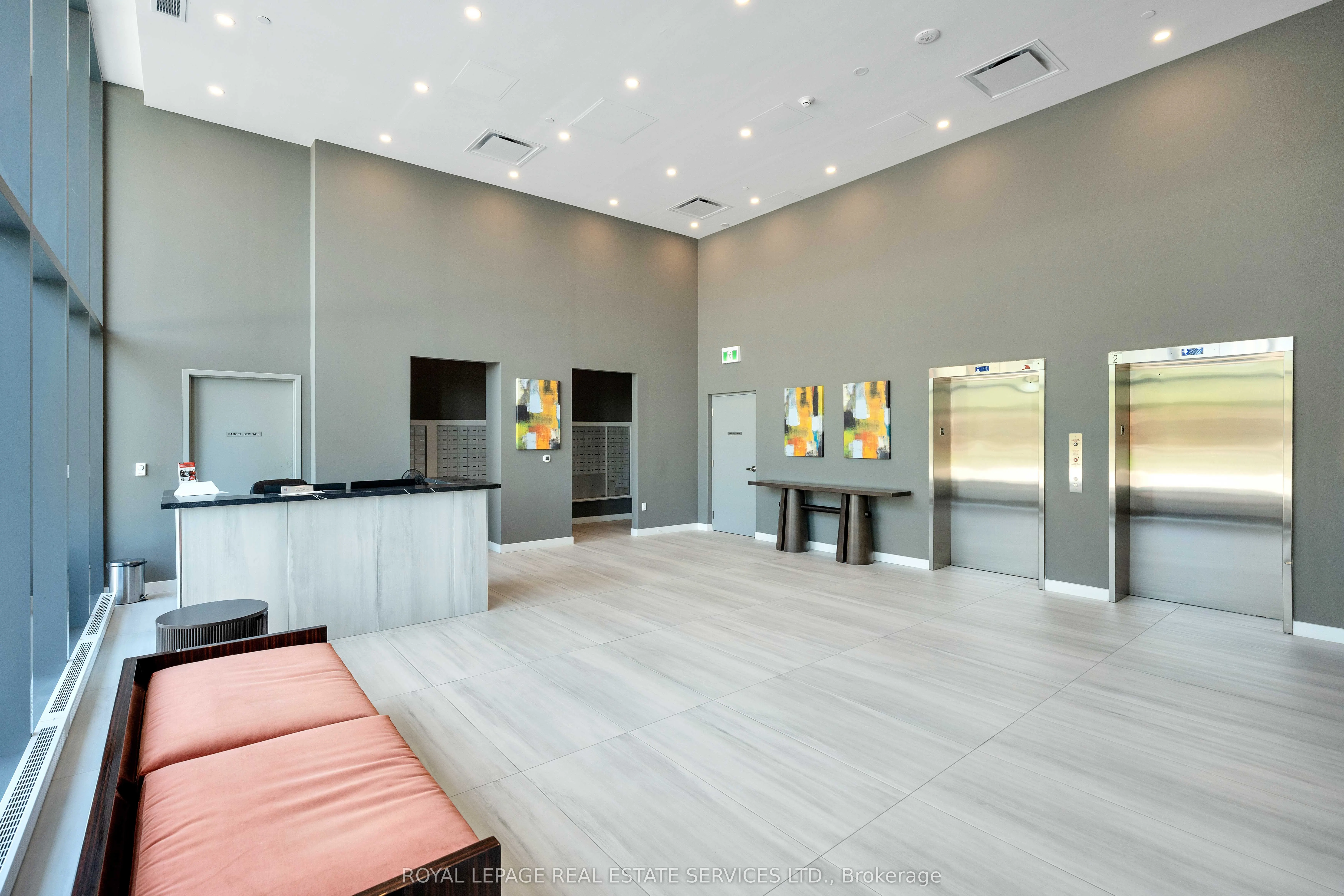 859 The Queensway, #403