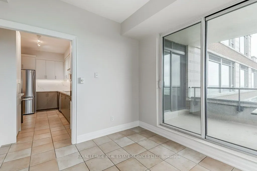65 Port Street E, #406