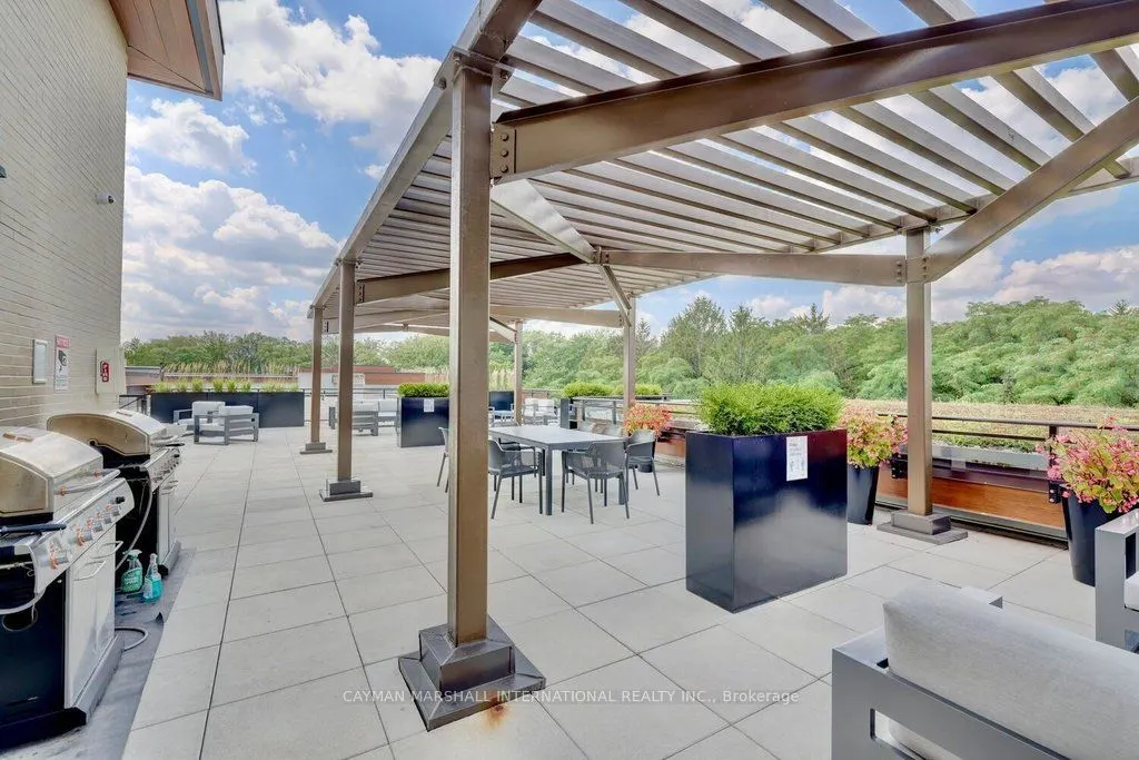 1575 Lakeshore Road W, #462
