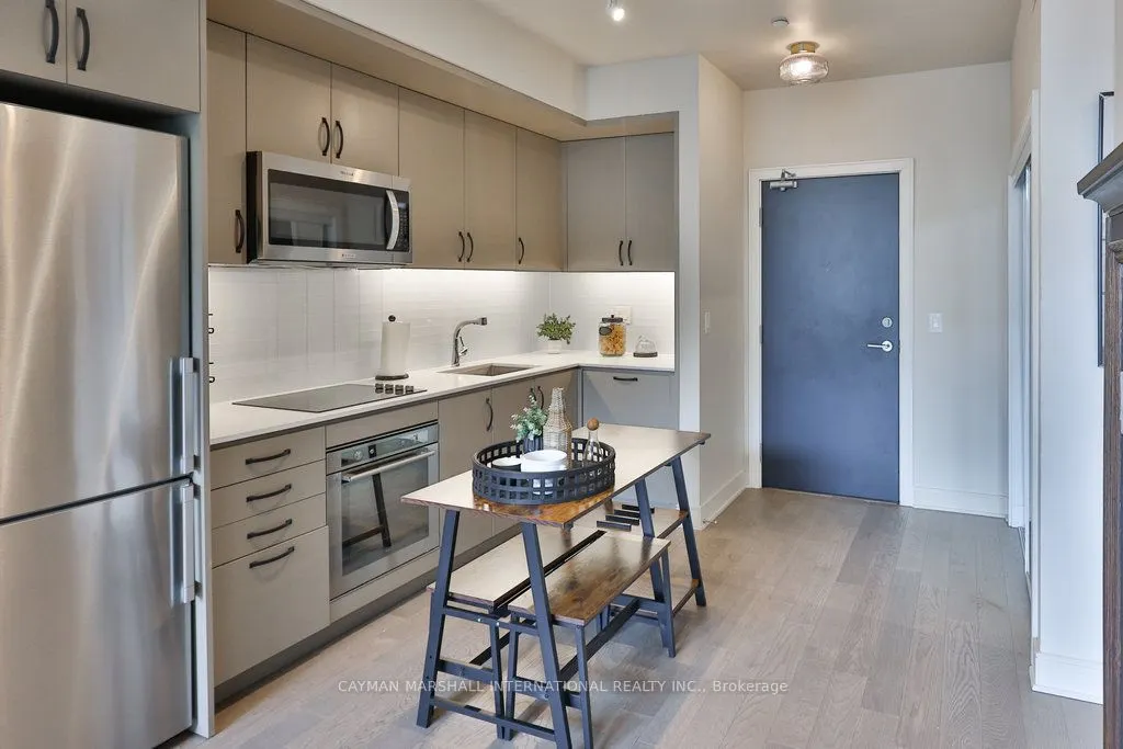 1575 Lakeshore Road W, #462