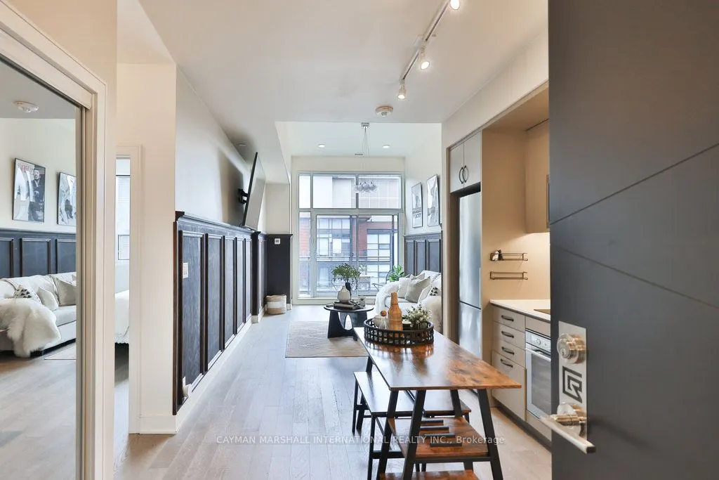 1575 Lakeshore Road W, #462