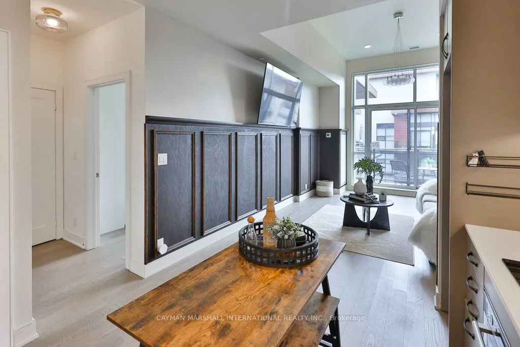 1575 Lakeshore Road W, #462