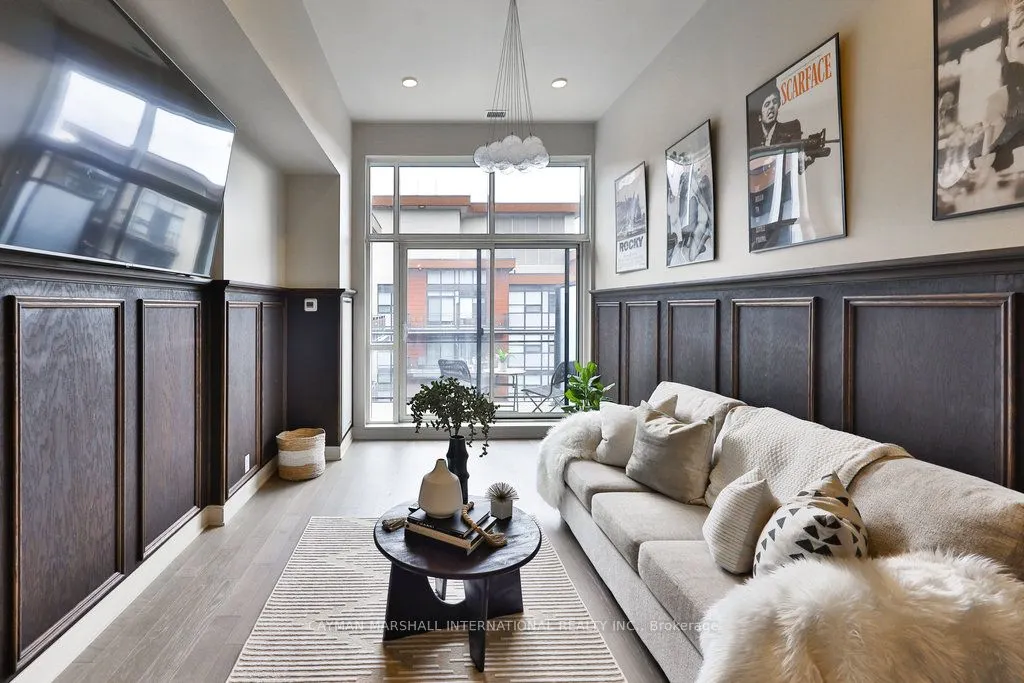 1575 Lakeshore Road W, #462