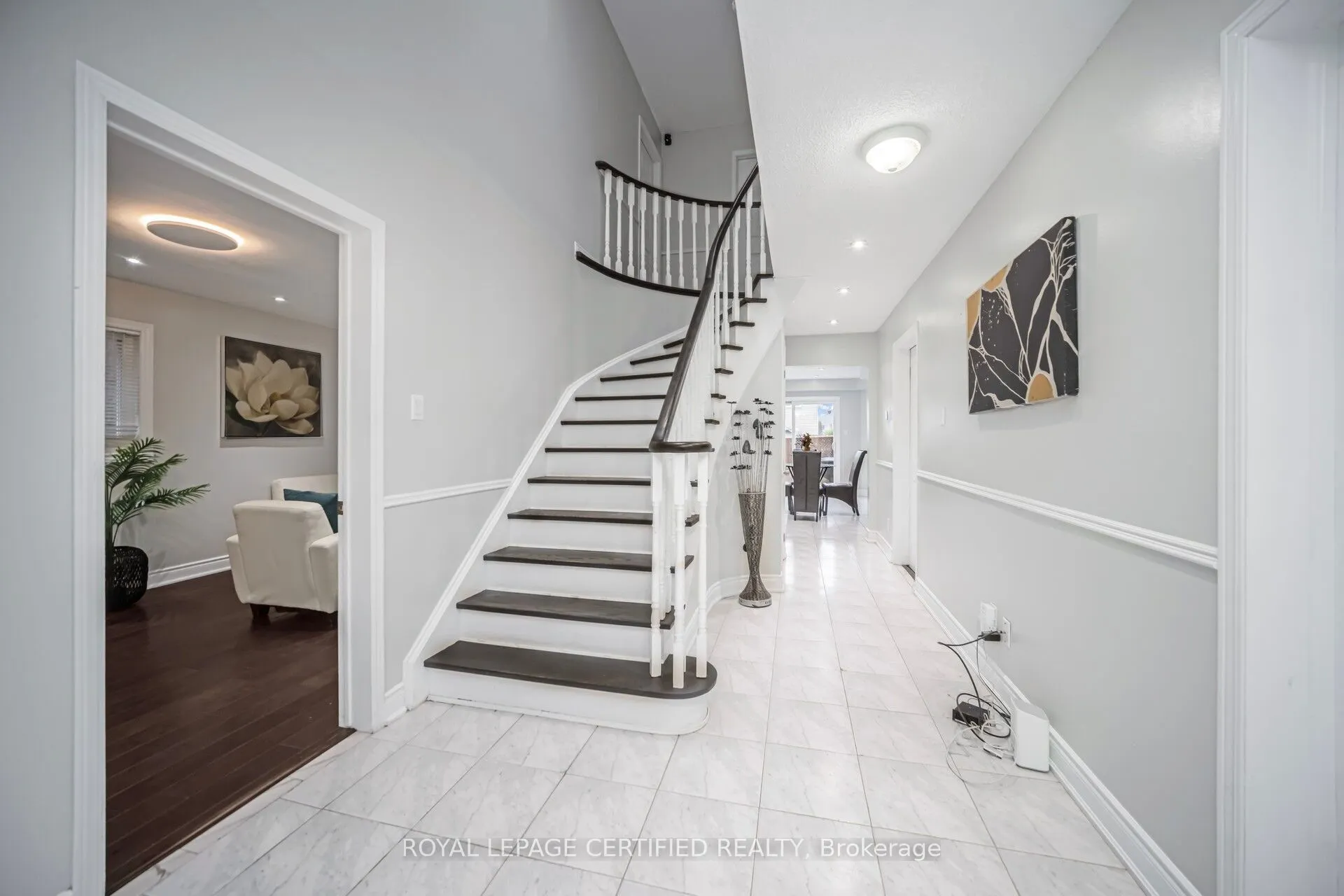 692 Huntington Ridge Drive