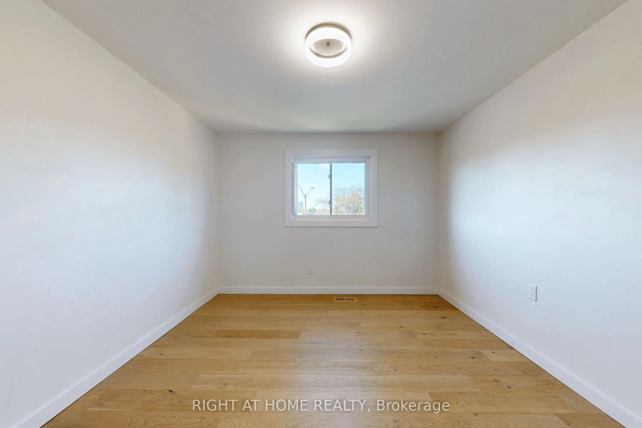 400 Bloor Street, #6