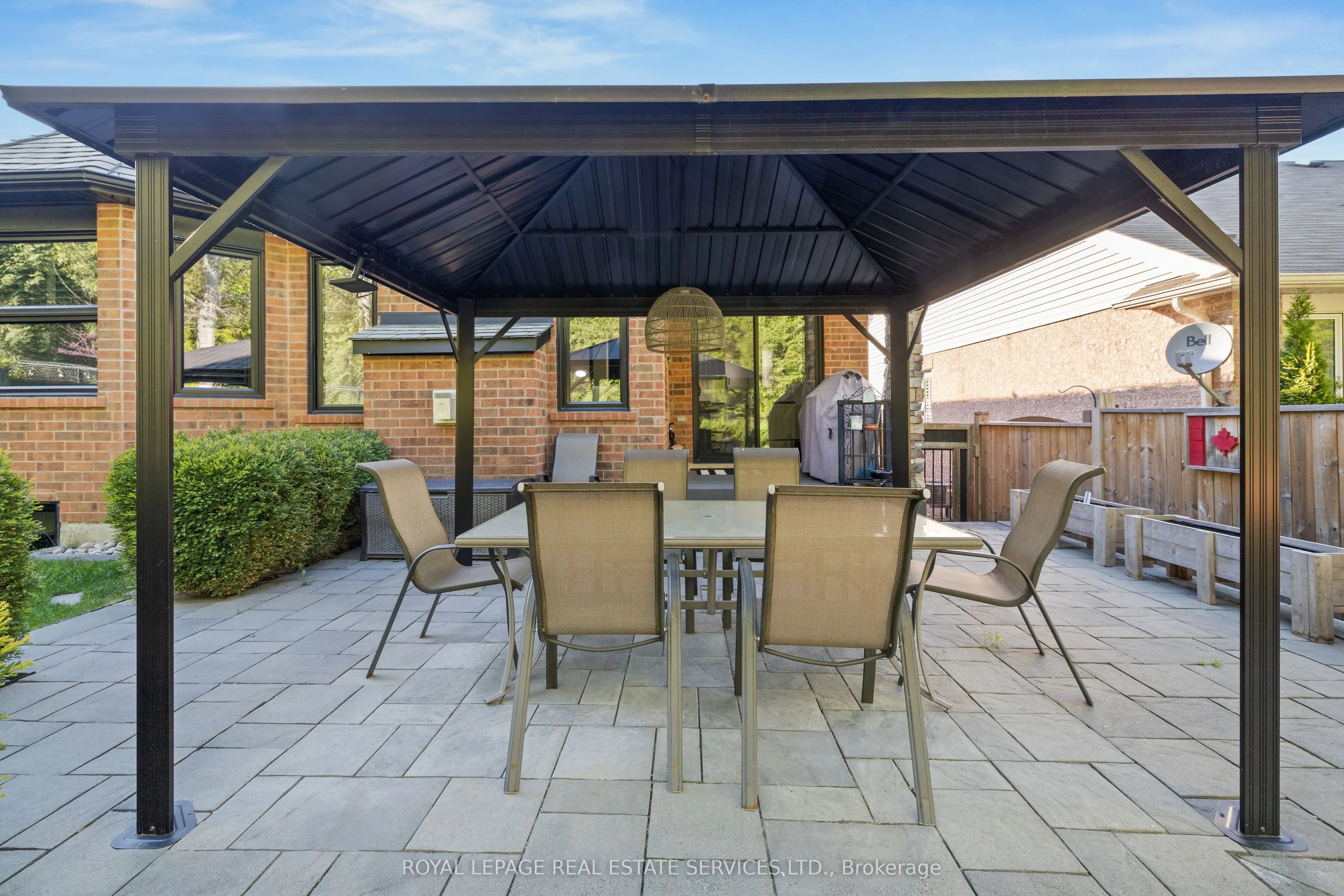 16 Arborglen Drive