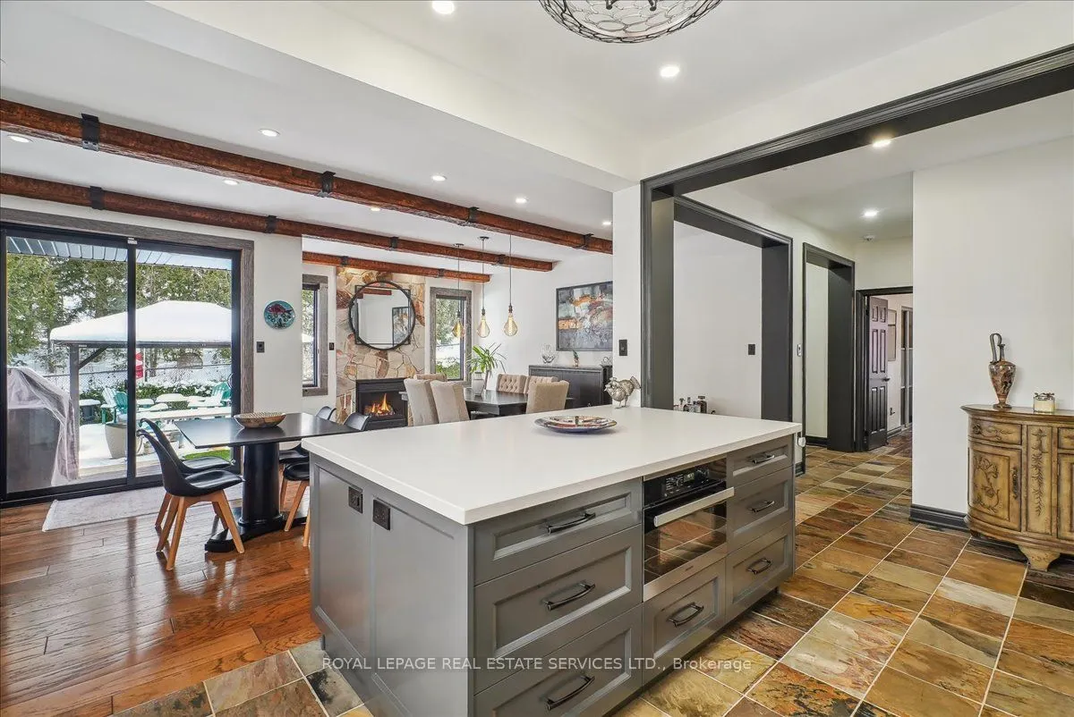 16 Arborglen Drive