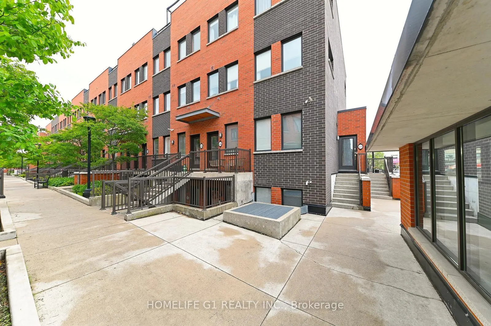 6B-867 Wilson Avenue, #6B