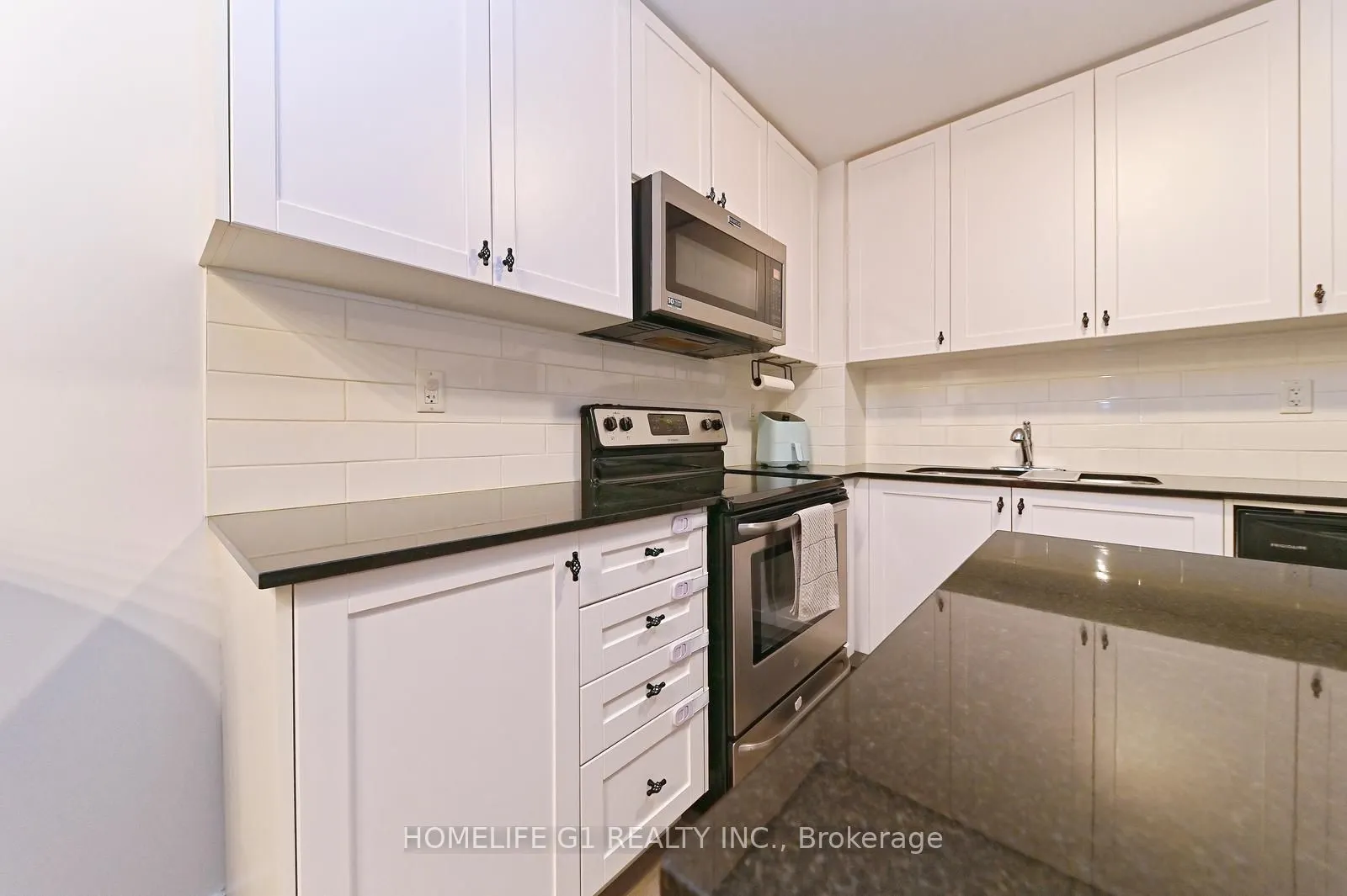 6B-867 Wilson Avenue, #6B