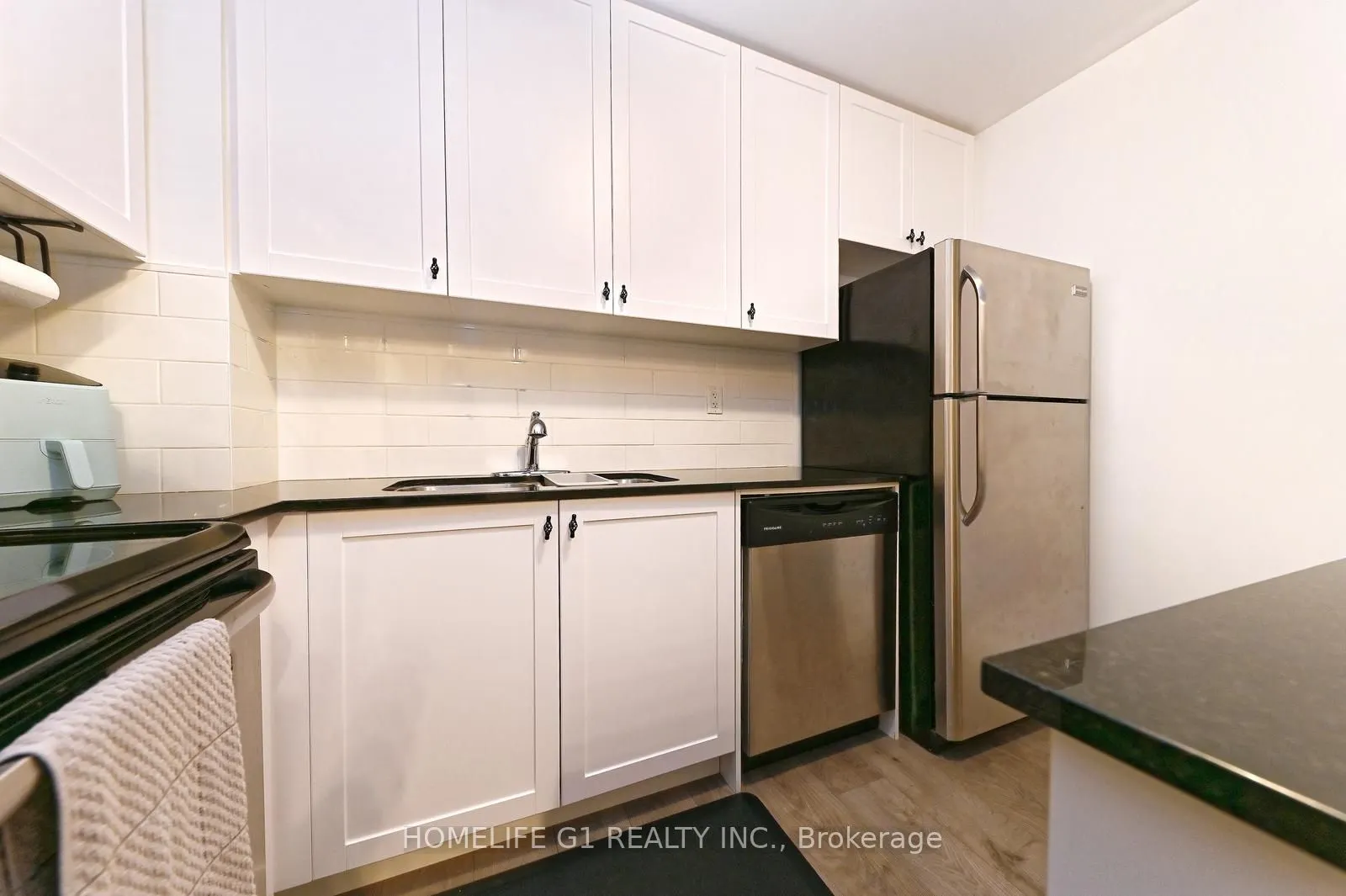 6B-867 Wilson Avenue, #6B