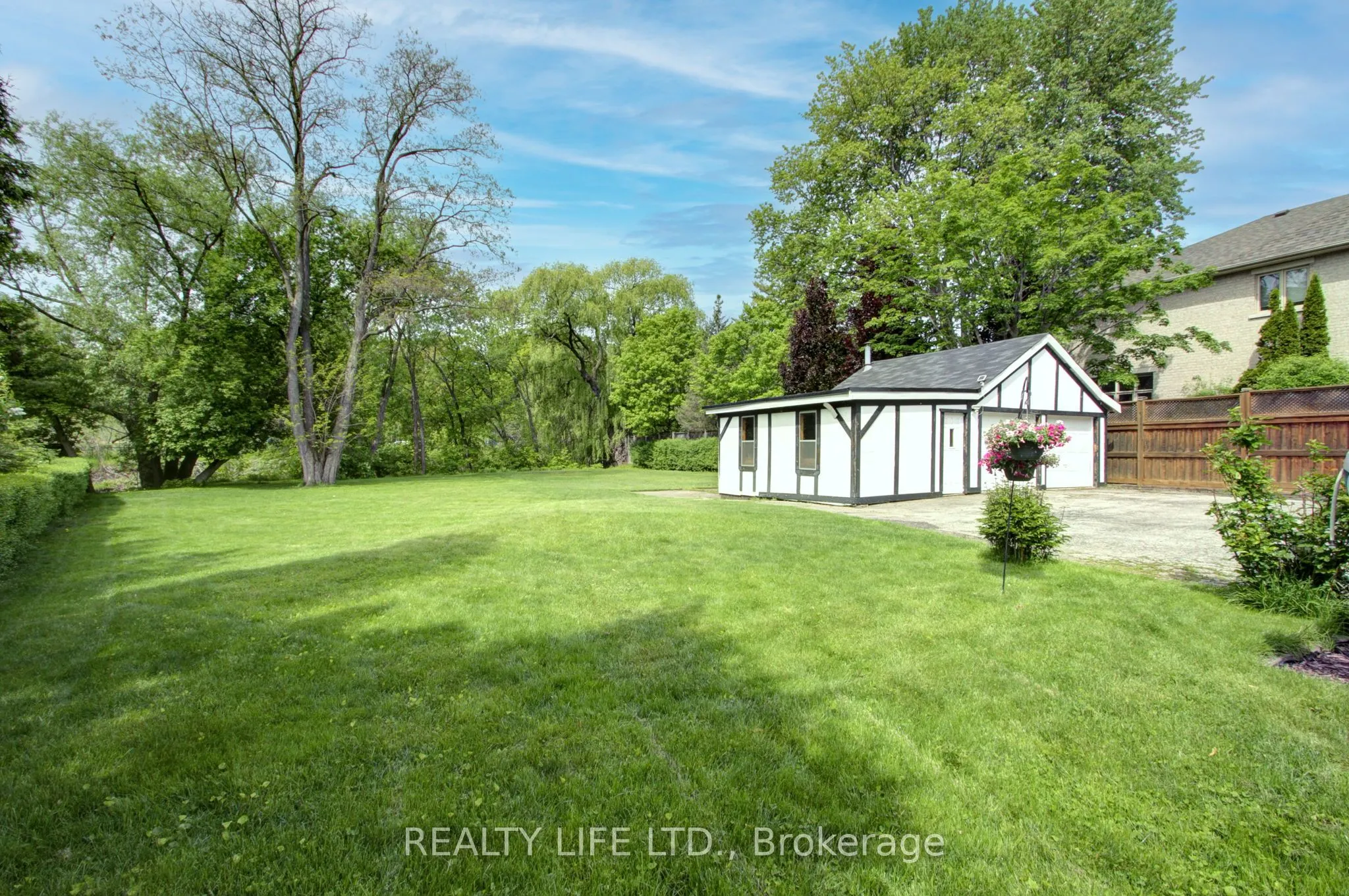 48 Bonnyview Drive