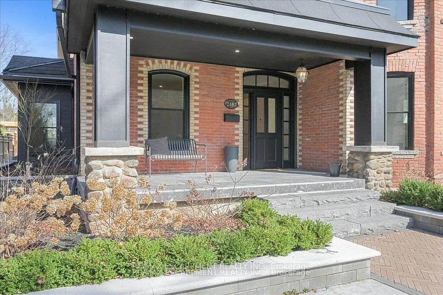 2187 Lakeshore Road